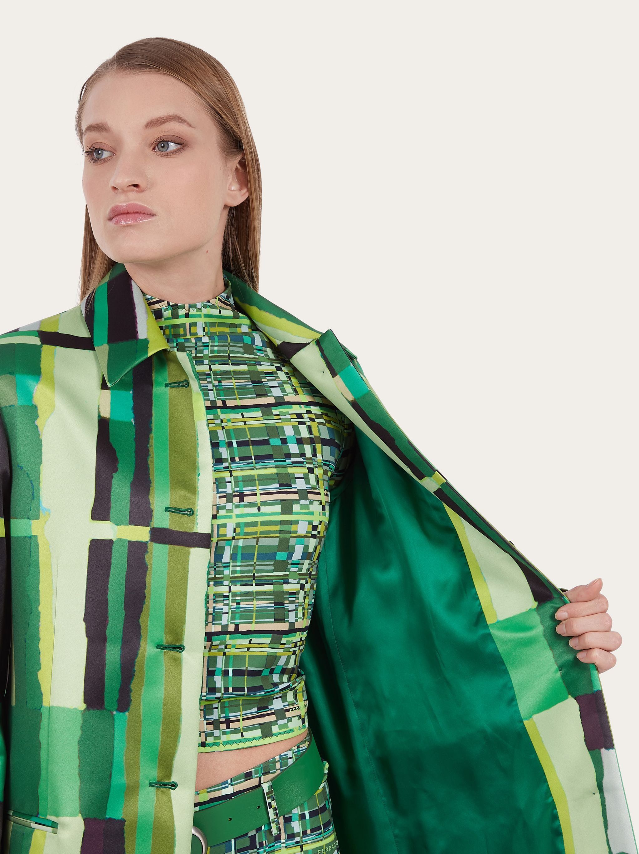 o1s1rm0924 Single Breasted Light Coat in Multicolor