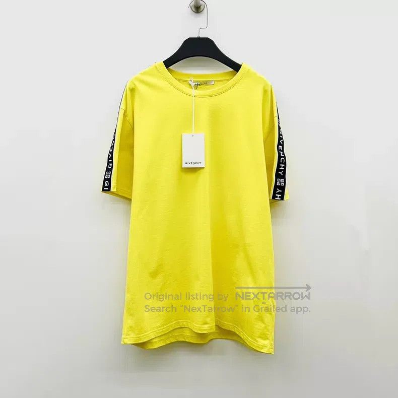Givenchy Givenchy Side Logo Lemon Yellow Short-sleeve T-shirt Size US XL / EU 56 / 4 - 1 Thumbnail