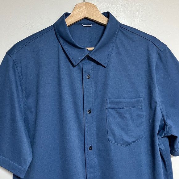 Kit and Ace Kit and Ace Blue Short-Sleeve Button-Up Shirt - L Size US L / EU 52-54 / 3 - 5 Thumbnail