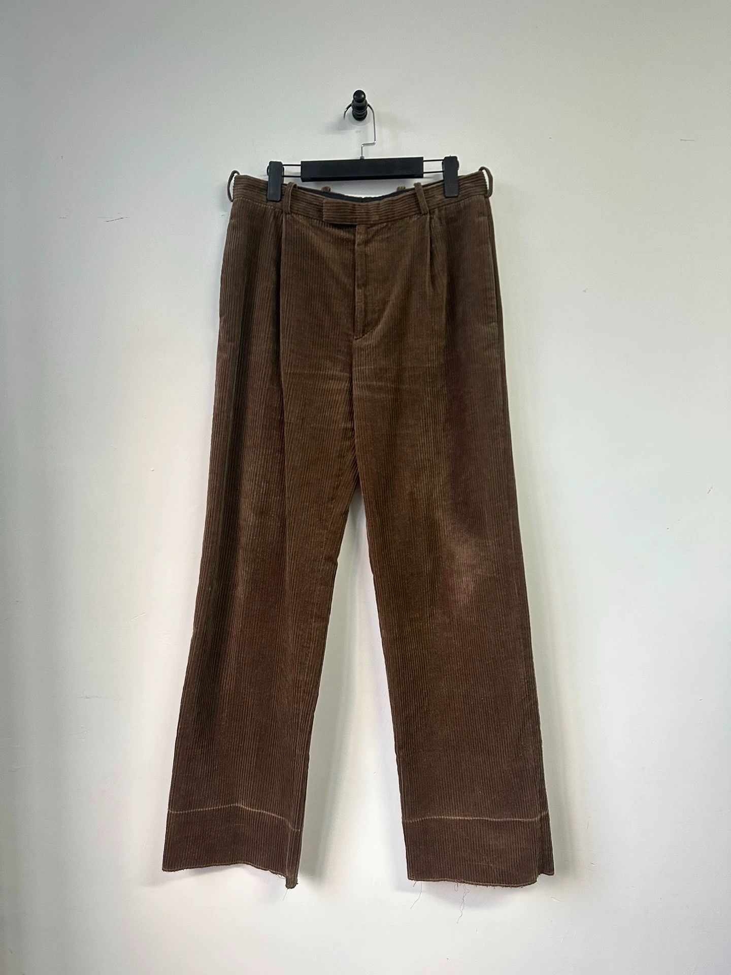 Raf Simons raf simons 01aw riot riot riot brown corduroy pants 48 Size US 32 / EU 48 - 1 Thumbnail