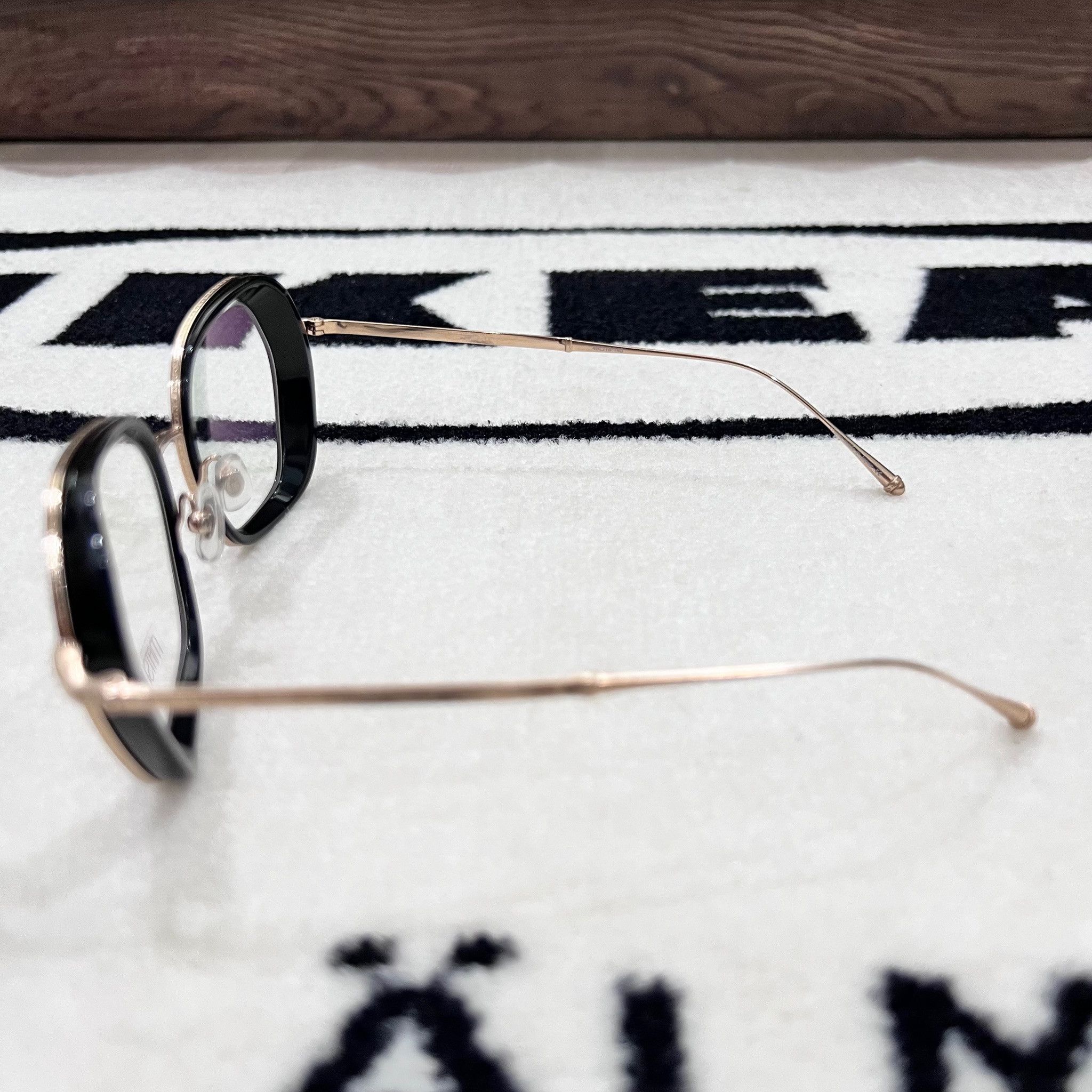 Matsuda Matsuda M3074 Rectangular Eyeglasses Black / Brushed Gold Size ONE SIZE - 4 Thumbnail