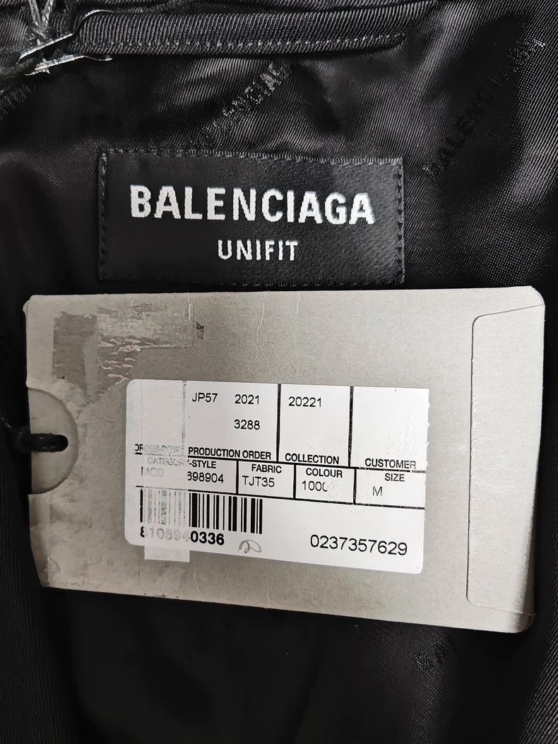 Balenciaga Balenciaga Inside Out Reversible Two-Sided Dark Grain logo Size US M / EU 48-50 / 2 - 5 Thumbnail