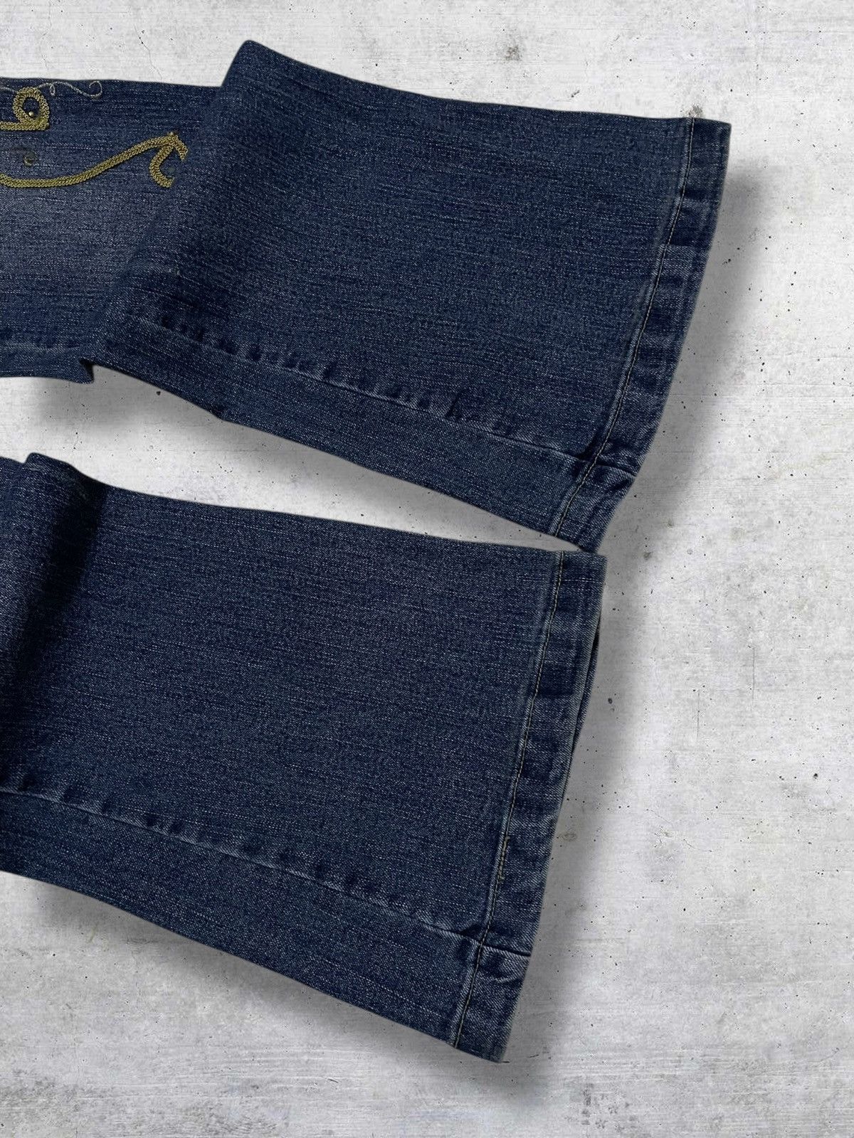 Tornado Mart VINTAGE 90S JAPAN BUTTERY NEPHENTES STYLE EMRBROIDERED FLARE Size US 30 / EU 46 - 5 Thumbnail