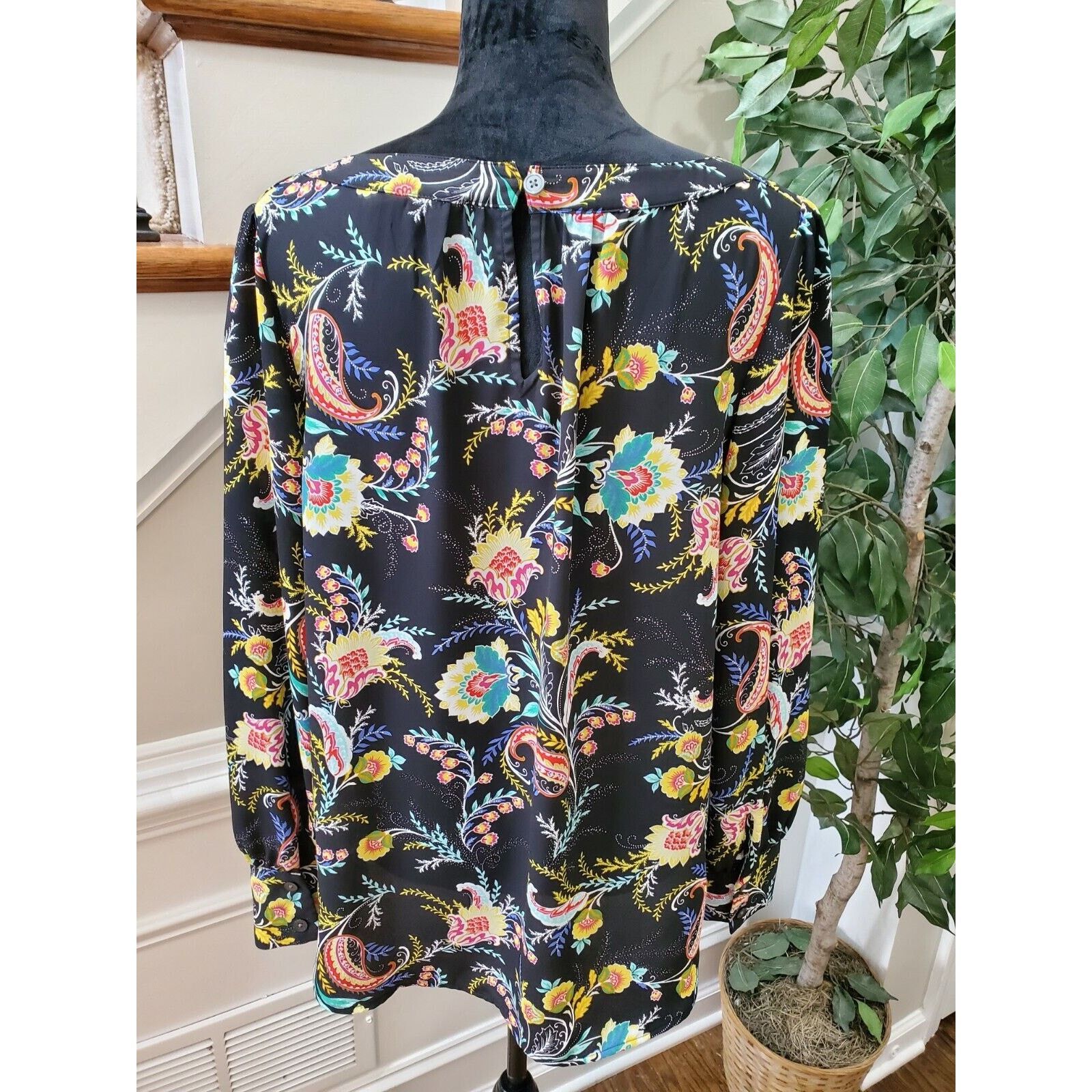 Loft Loft Floral Polyester Round Neck Long Sleeve Blouse Size M Size M / US 6-8 / IT 42-44 - 7 Thumbnail