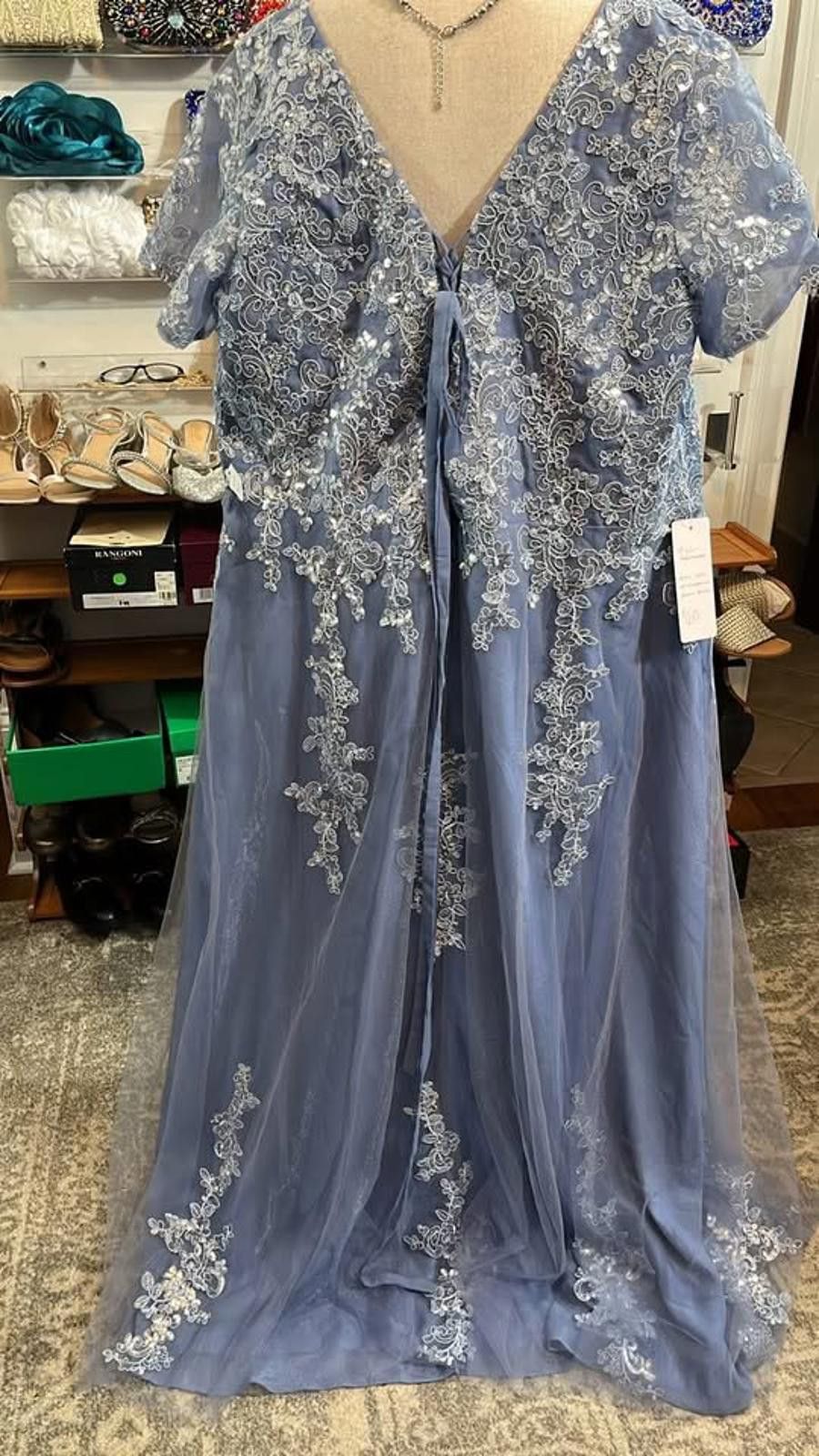 Other Size 20W blue ball gown. Size ONE SIZE - 6 Thumbnail