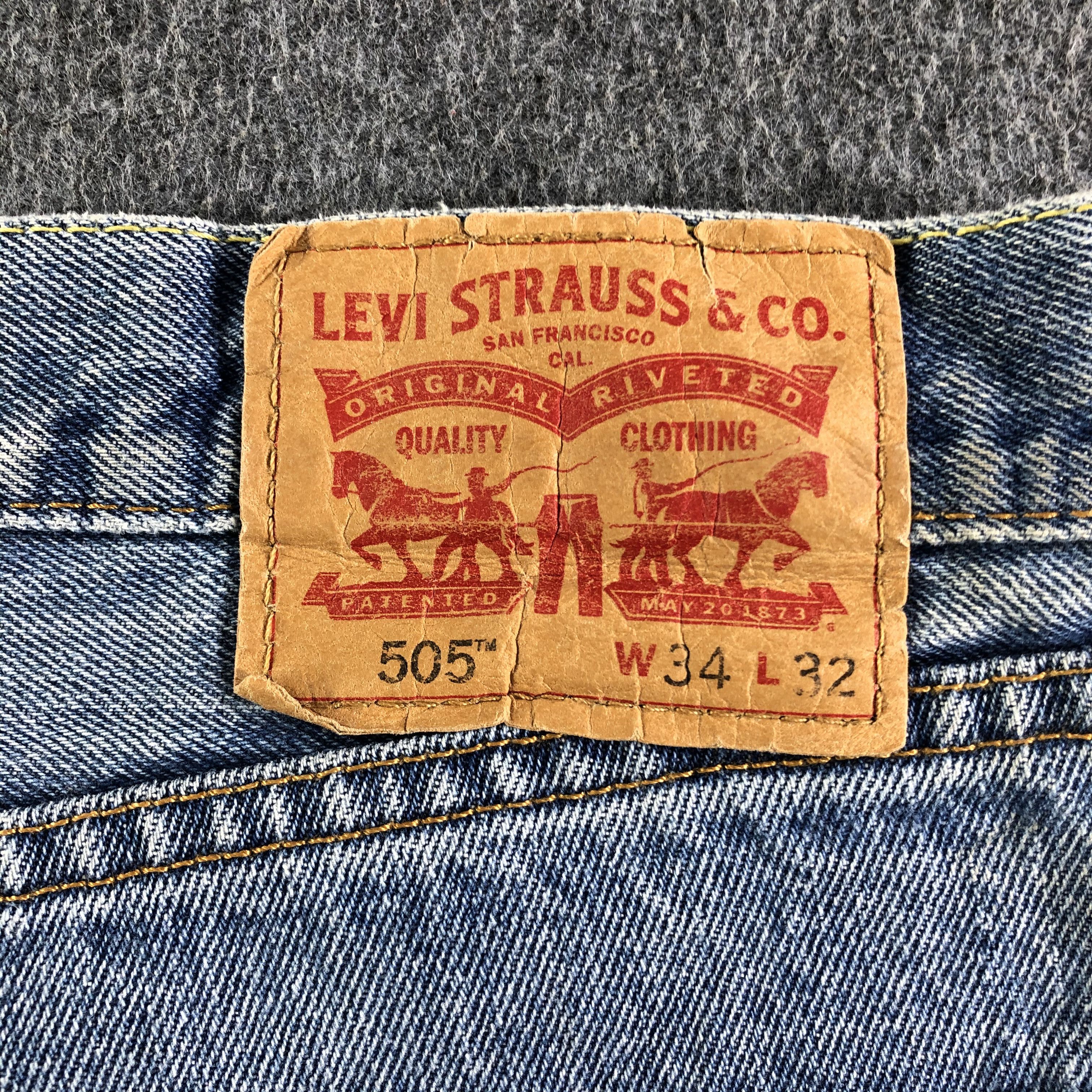 Levi's Vintage Blue Wash Levis 505 Jeans-J4421 Size US 35 - 5 Thumbnail