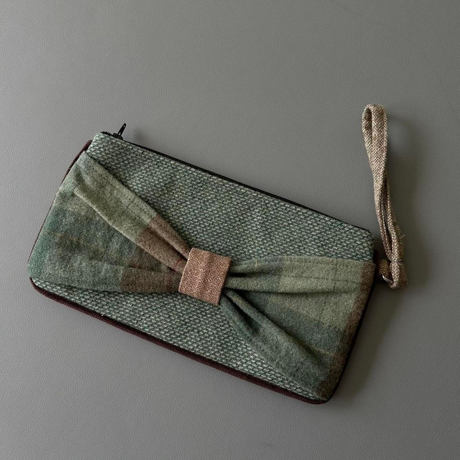 Vintage Cute Vintage 00s Y2K Wool Tweed Gree Plaid Bow Mini Clutch Size ONE SIZE - 3 Thumbnail