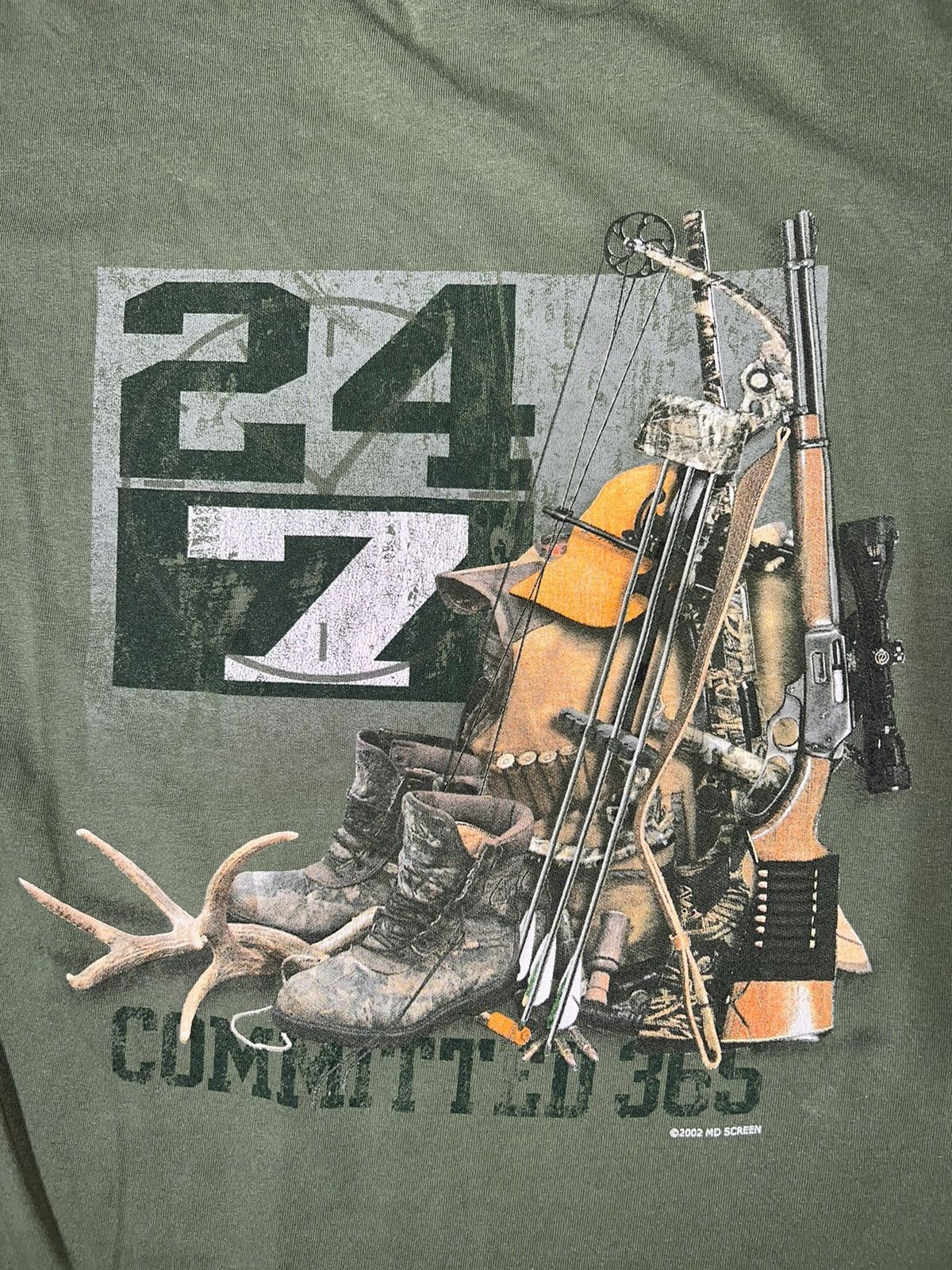 Other Vintage 2002 “24/7 Committed 365” Graphic Tee Size US M / EU 48-50 / 2 - 2 Thumbnail
