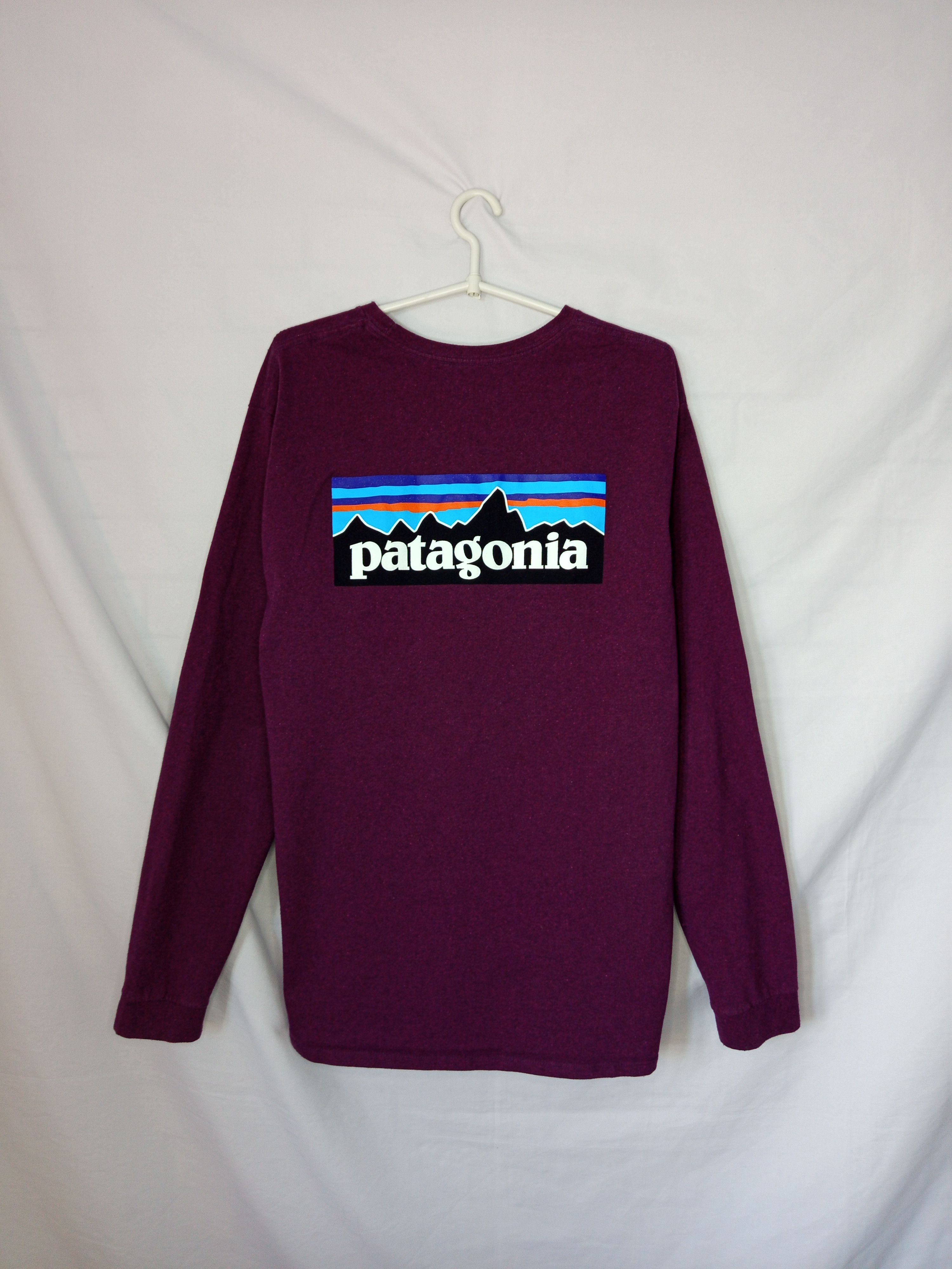 Patagonia Patagonia Longsleeve Size L Purple Size US L / EU 52-54 / 3 - 5 Thumbnail