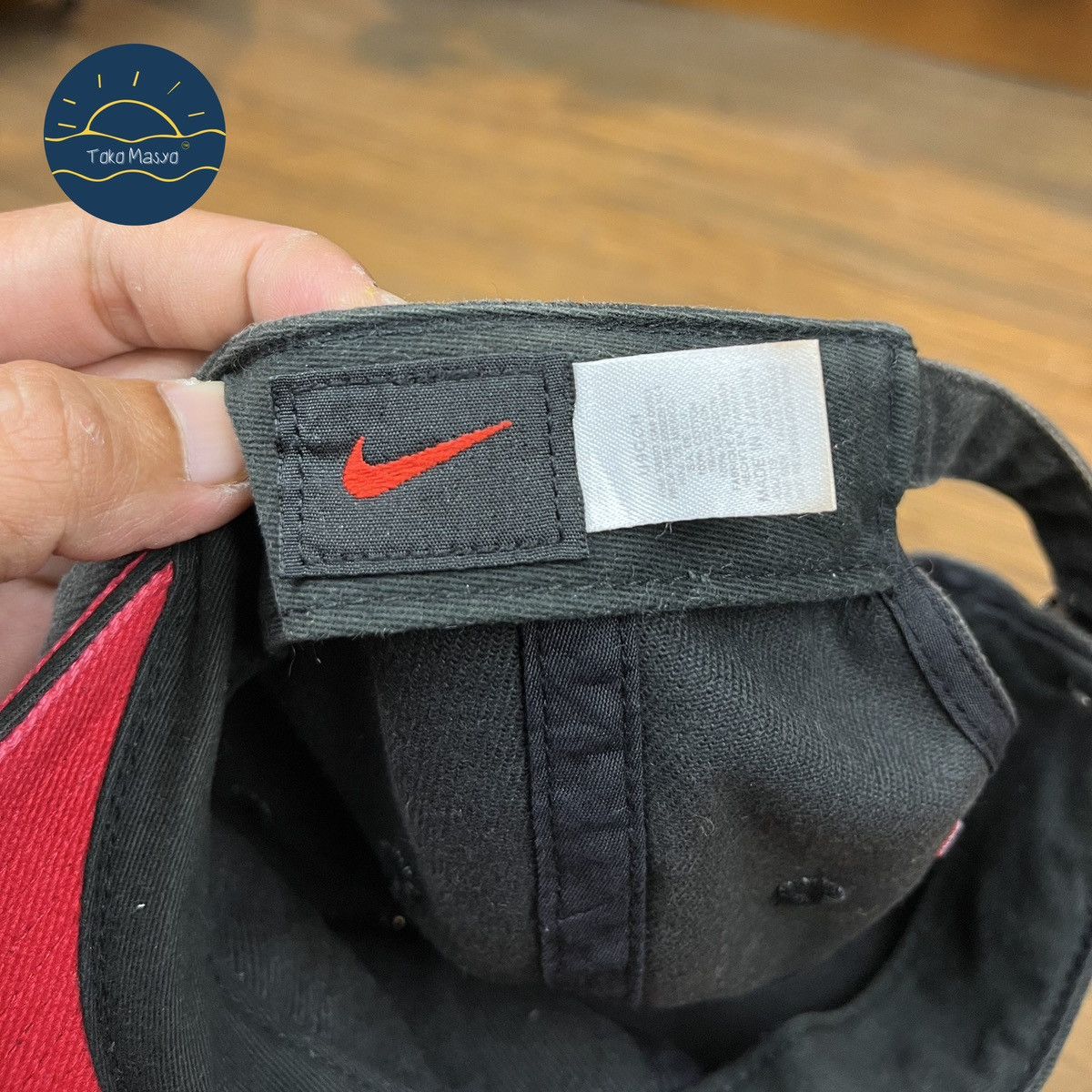 Nike × Vintage Vintage Nike 1990’s Metal Swoosh Cap Red Visor - Black Size ONE SIZE - 4 Thumbnail