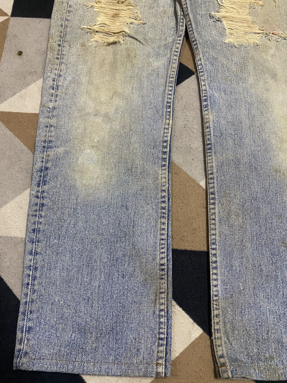 Levi's Vintage Clothing Vintage Levis505 90’s Mud Wash Grunge Distressed Loose Jeans Size US 32 / EU 48 - 5 Thumbnail