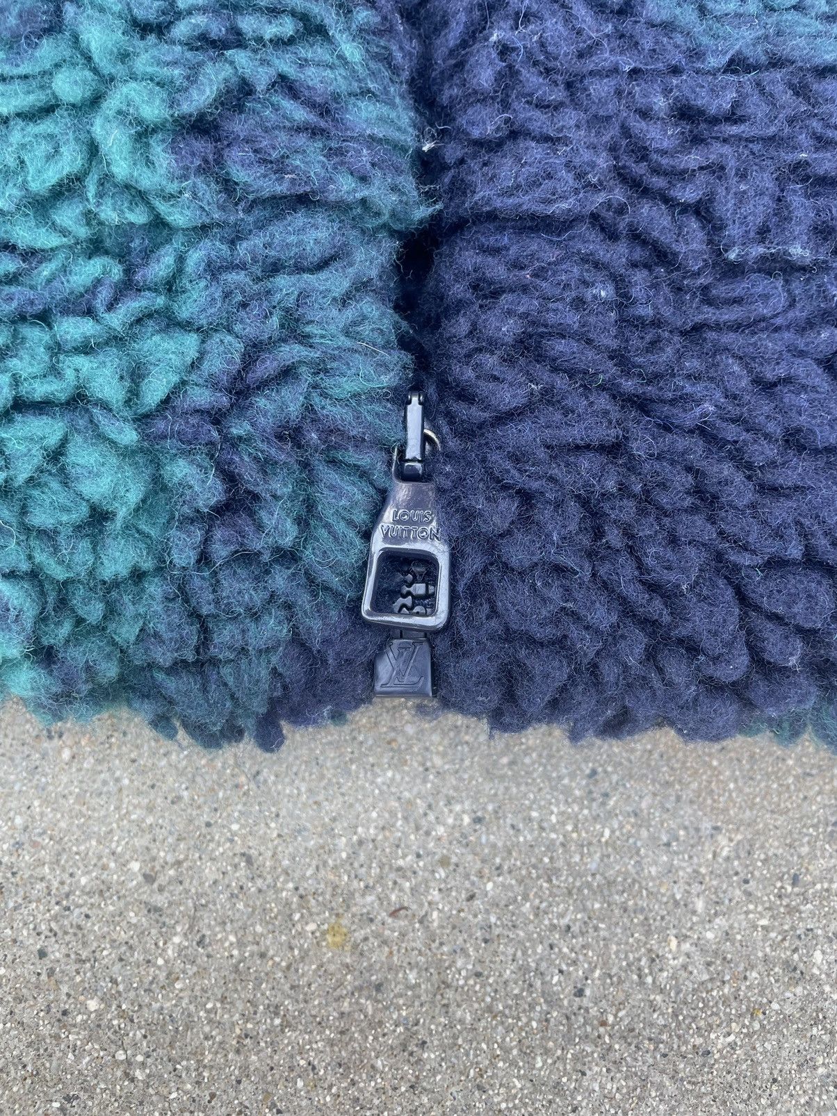 Louis Vuitton Louis Vuitton Fleece Sherpa Size US L / EU 52-54 / 3 - 7 Thumbnail