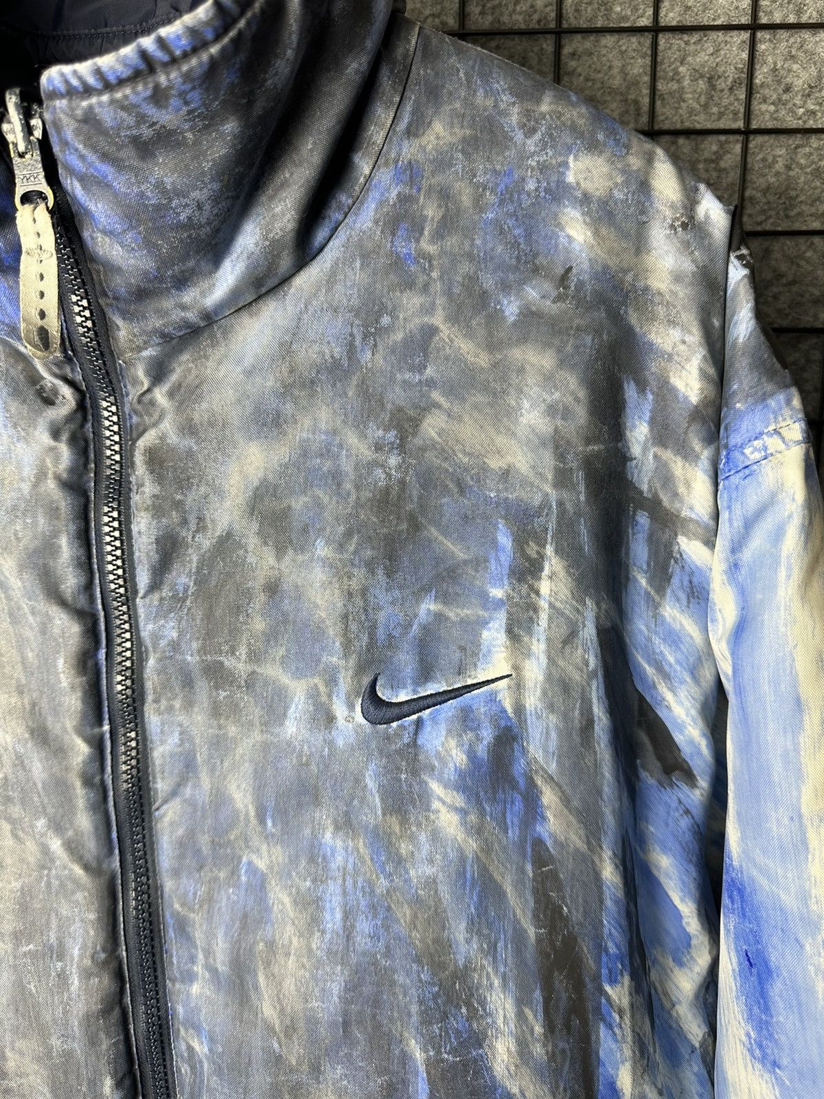 Vintage Nike Reversible All Over Print Swoosh Logo Jacket Size L Size US L / EU 52-54 / 3 - 7 Thumbnail