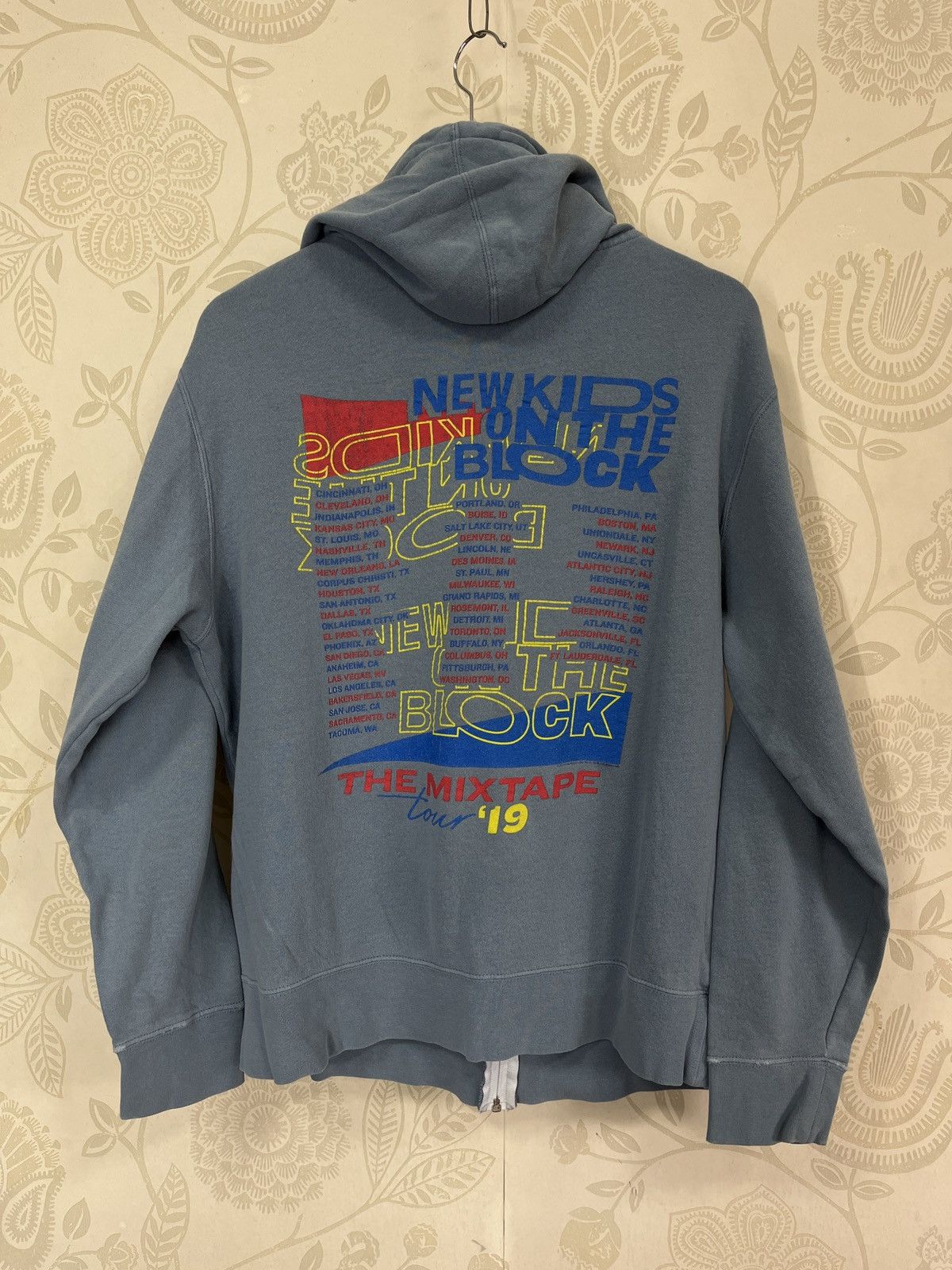 Independent Trading Co. × New Kids On The Block New Kids On The Block The Mixtape Tour 19 Size US L / EU 52-54 / 3 - 4 Thumbnail