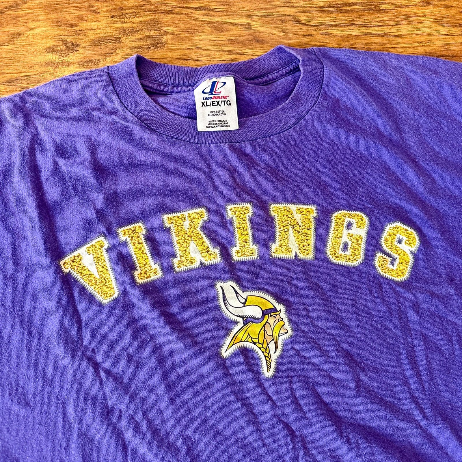 Logo Athletic × NFL Vtg MN Vikings NFL Football Logo Athletic Purple Shirt Size US XL / EU 56 / 4 - 2 Thumbnail