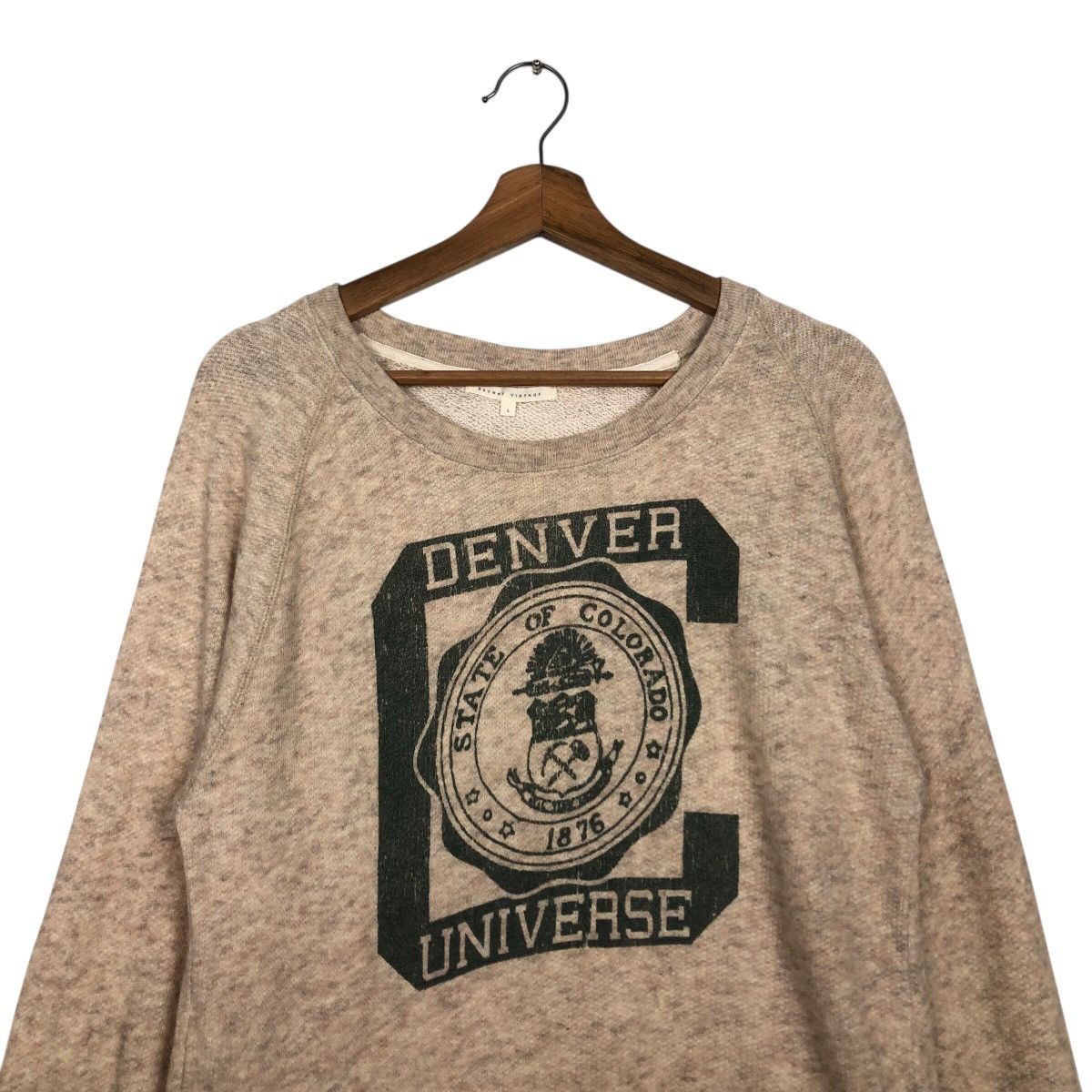 Japanese Brand Vintage Denver University Graphic Sweatshirt Beige Size US L / EU 52-54 / 3 - 4 Thumbnail