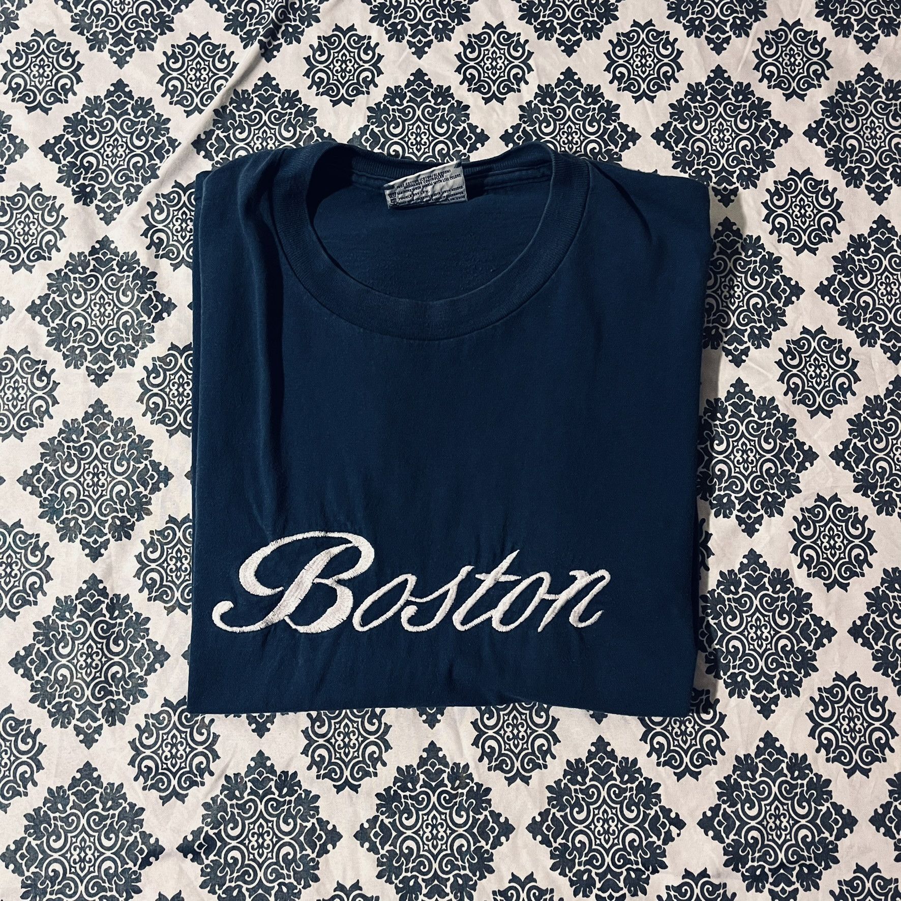Lee × Vintage VTG 90s Boston Destination Travel Embroidered Simple Tee Size US L / EU 52-54 / 3 - 1 Thumbnail