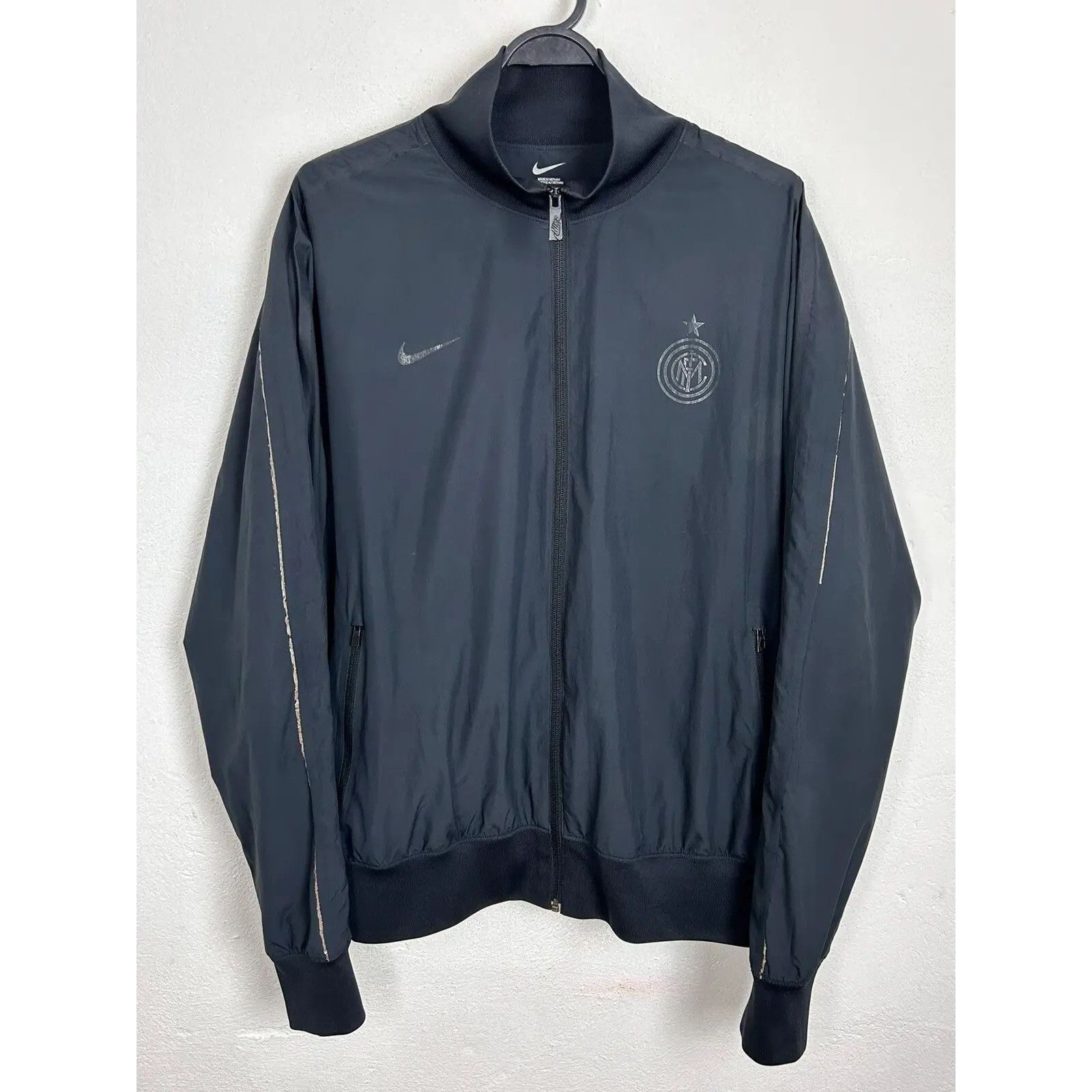 Nike Nike x Inter Milan FC Lightweight Jacket It Black Size US L / EU 52-54 / 3 - 1 Thumbnail