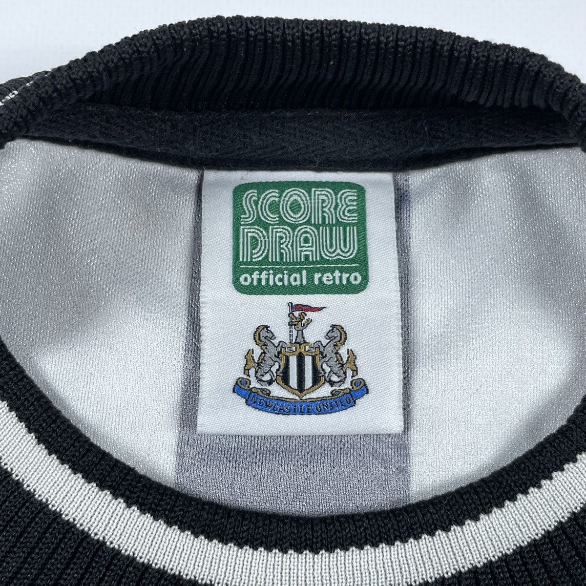Vintage Newcastle United Vintage Soccer Jersey Home Football tee Size US M / EU 48-50 / 2 - 9 Thumbnail