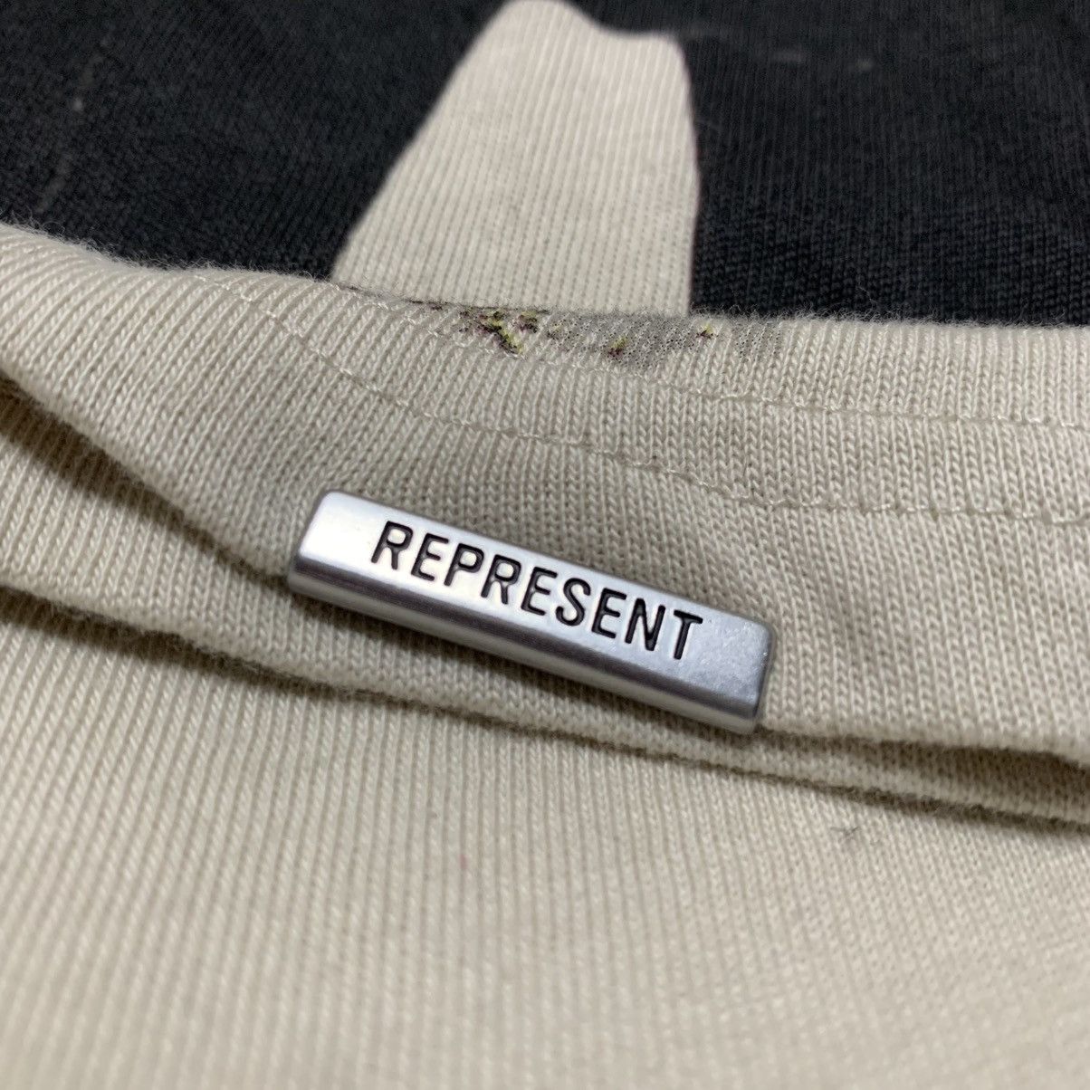 Represent Clo. Represent Small Tee Thoroughbred Dog Vintage White T-Shirt Size US S / EU 44-46 / 1 - 8 Thumbnail