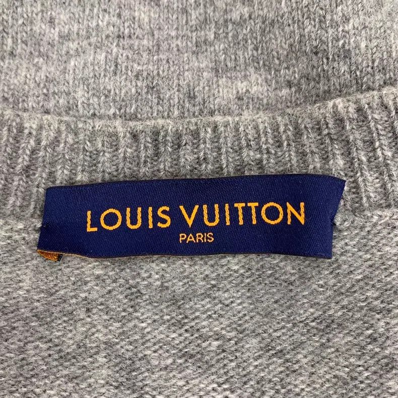 Louis Vuitton Louis Vuitton 22 grey tiger logo embroidered wool crew nec Size US XL / EU 56 / 4 - 5 Thumbnail