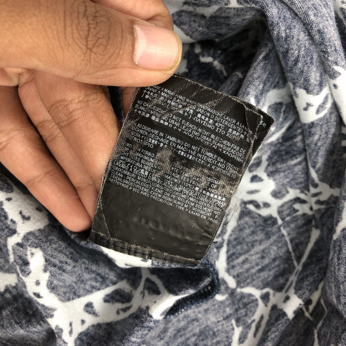 Balenciaga SS12 Balenciaga Paris Cracked Cotton Tshirt Luxury Size US XS / EU 42 / 0 - 7 Thumbnail