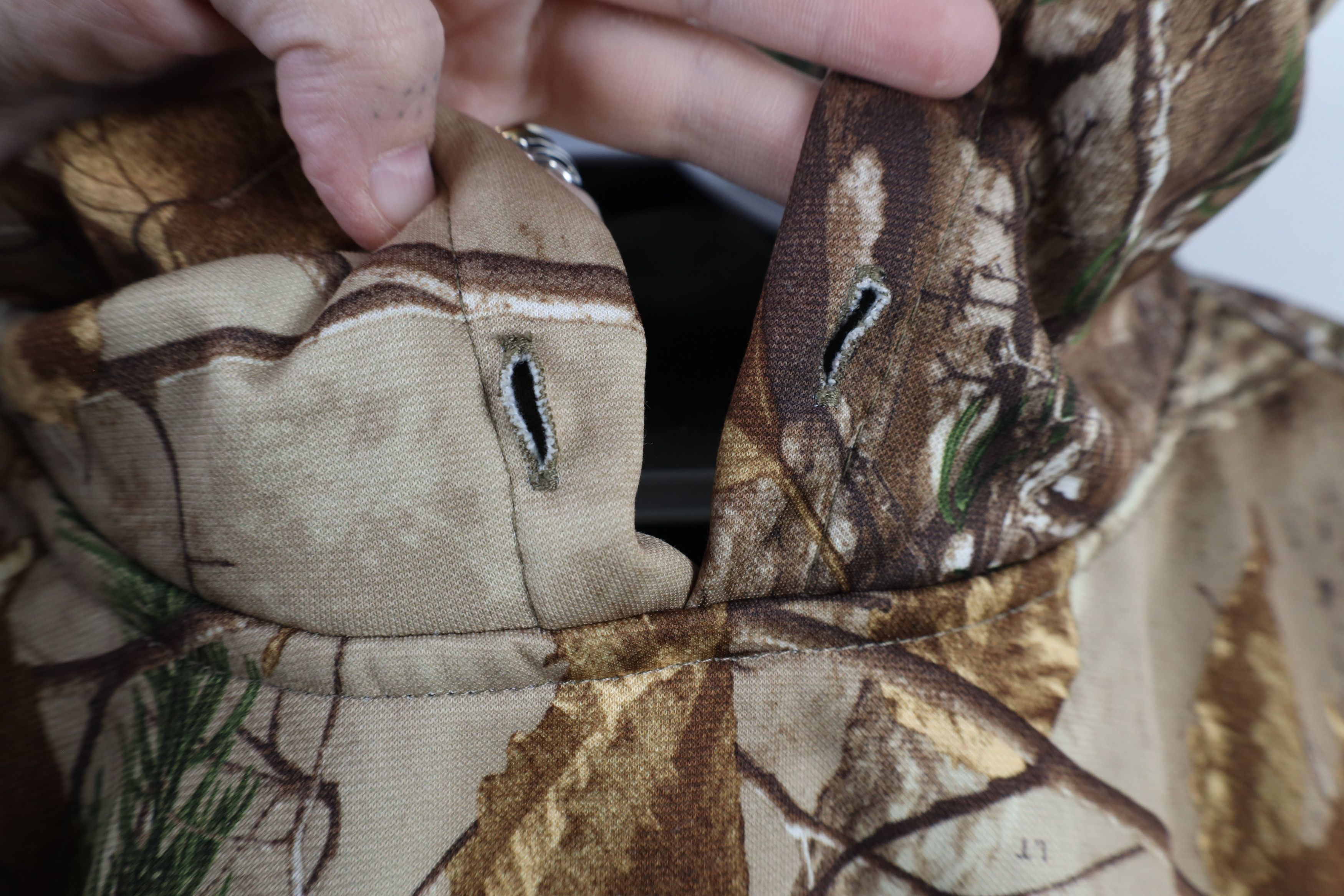 Vintage Vintage Y2K Streetwear Realtree Camouflage Hoodie Sweatshirt Size US S / EU 44-46 / 1 - 6 Thumbnail