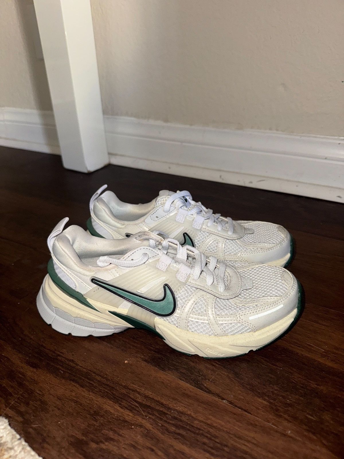 Nike Nike Runtekk “White and Green” Size US 6 / IT 36 - 4 Thumbnail