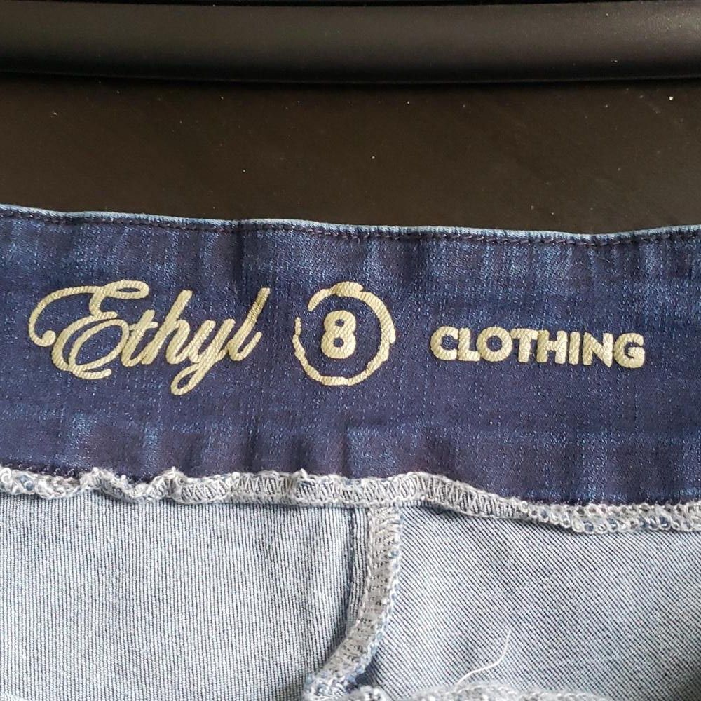 Designer CT1490 Ethyl Ladies Blue Denim Cropped Zipped Ankle Jean 8 Size 30" / US 8 / IT 44 - 5 Thumbnail