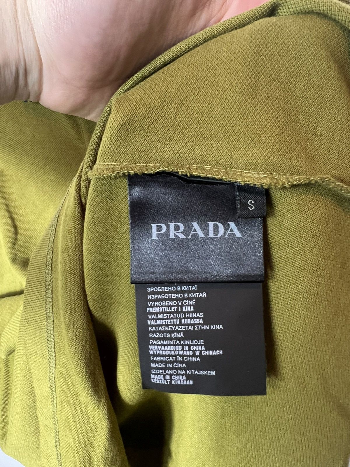 Prada Vintage luxury designer Prada Red Tab Green T-shirt Size S Size US S / EU 44-46 / 1 - 6 Thumbnail