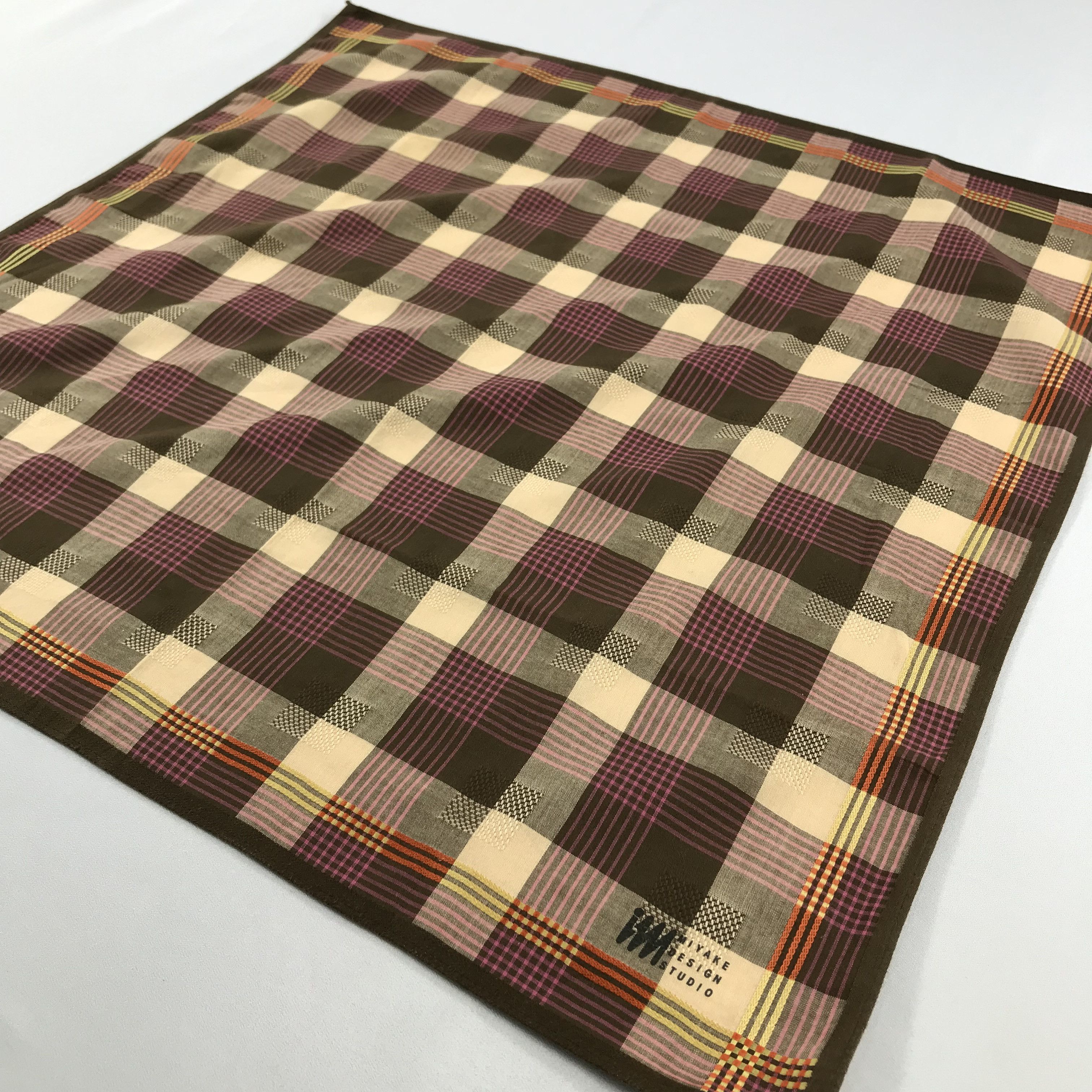 Issey Miyake × Vintage Issey Miyake Bandana / Handkerchief / Neckerchief - S2405 Size ONE SIZE - 2 Thumbnail