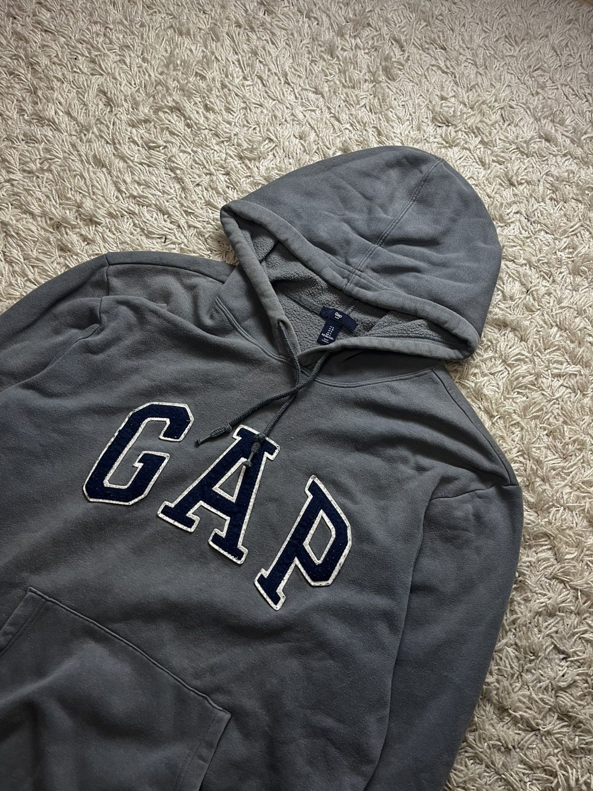 Gap × Vintage Vintage Streetwear Big Logo Hoodie Gap Size US L / EU 52-54 / 3 - 2 Thumbnail