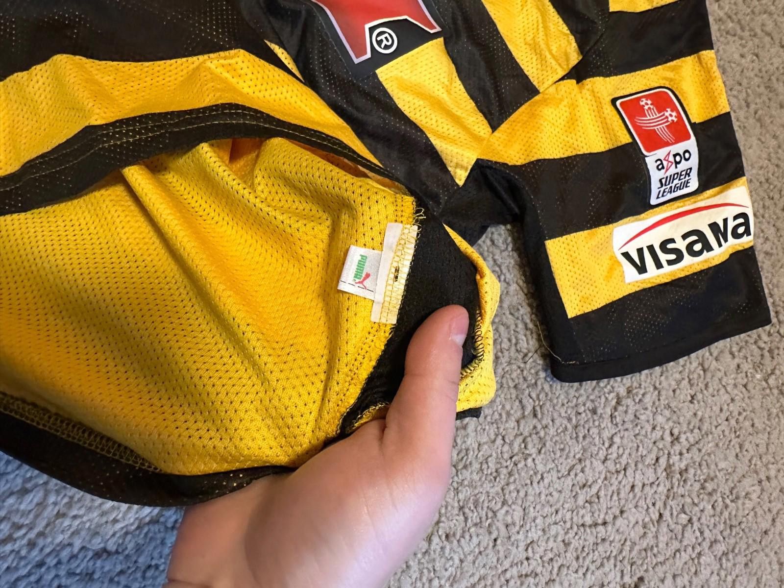 Puma #22 Hochstrasser YOUNG BOYS 2008/09 SHIRT SOCCER FOOTBALL Size US M / EU 48-50 / 2 - 5 Thumbnail