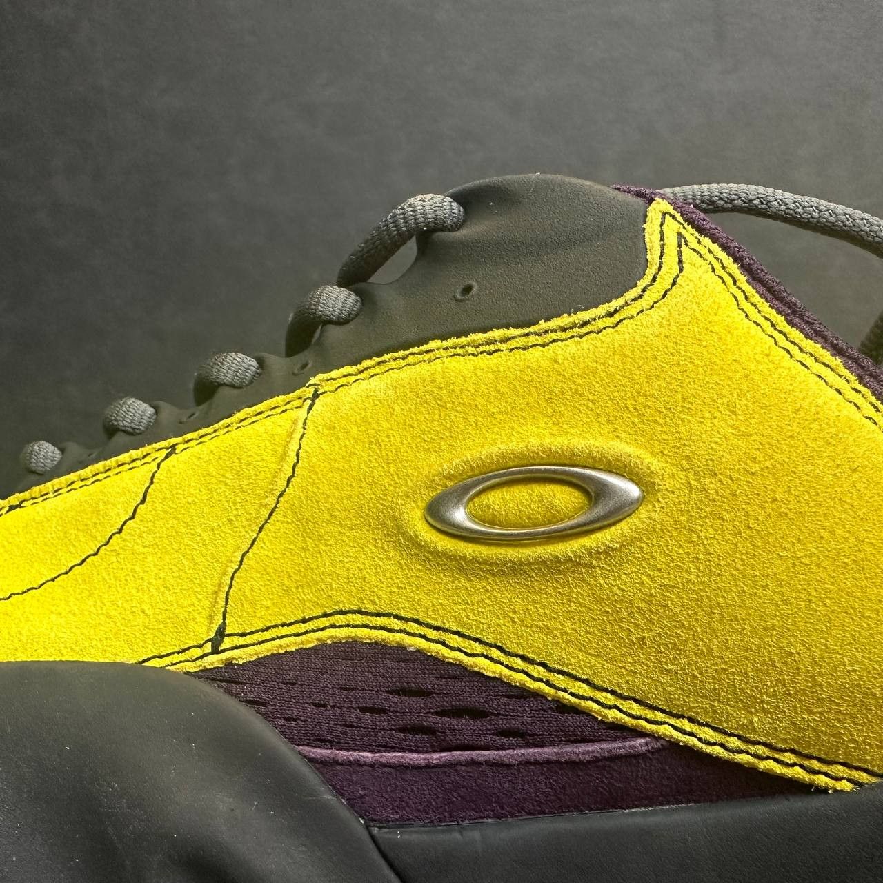 Brain Dead × Oakley Oakley x Braind Dead Chop Saw New Rare 44.5 Size US 10.5 / EU 43-44 - 2 Thumbnail