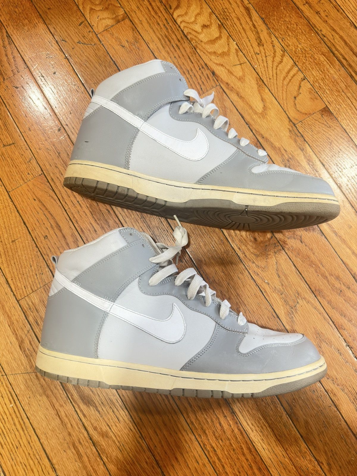 Nike 2008 neutral grey Nike dunks Size US 14 / EU 47 - 2 Thumbnail
