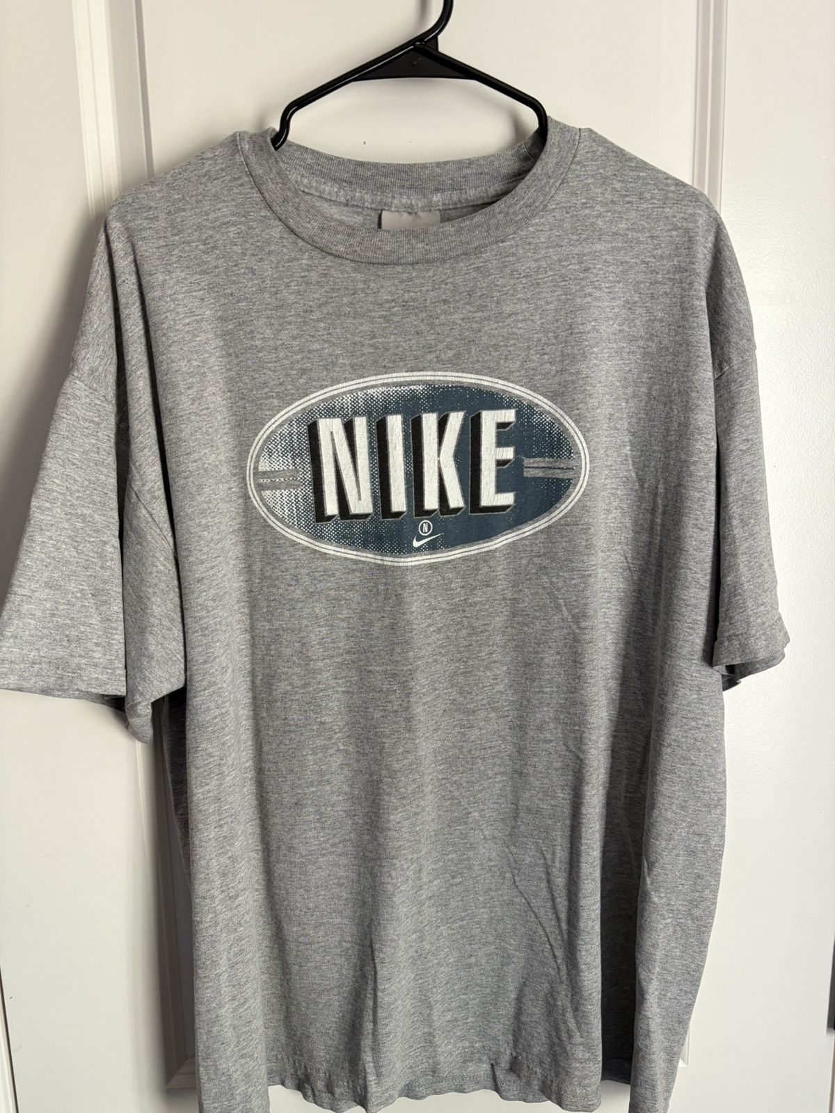 Nike Vintage Nike Sportswear Oval Logo Tee (Heather Gray, XL) Size US XL / EU 56 / 4 - 1 Thumbnail