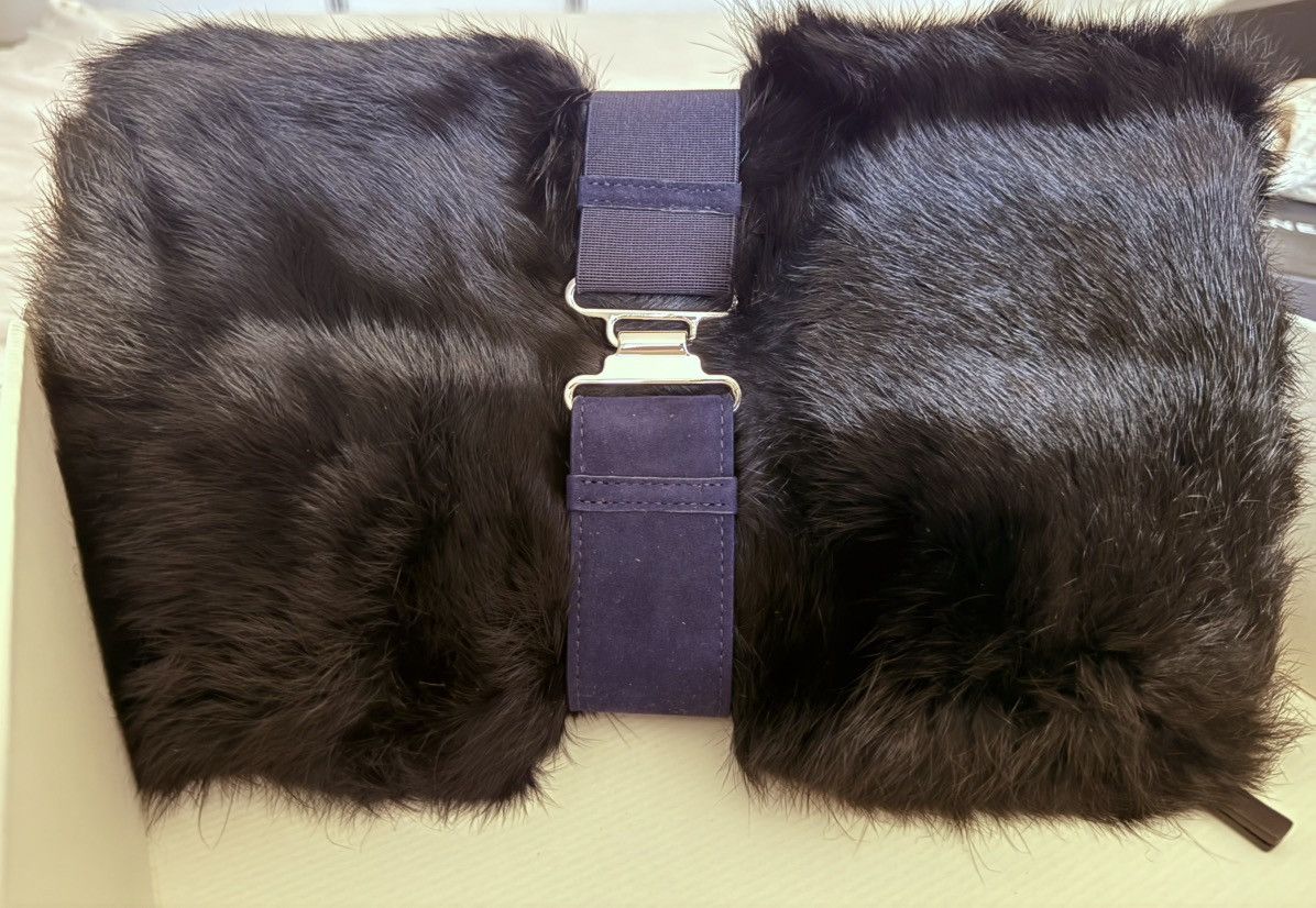 Theory Theory Zahara Black Fur Clutch Size ONE SIZE - 2 Thumbnail