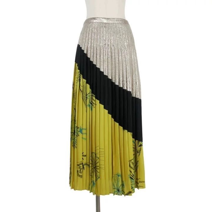 Dries Van Noten dries van noten size:36 A fine silk pleated long dress Size 42" / US 20 - 2 Thumbnail