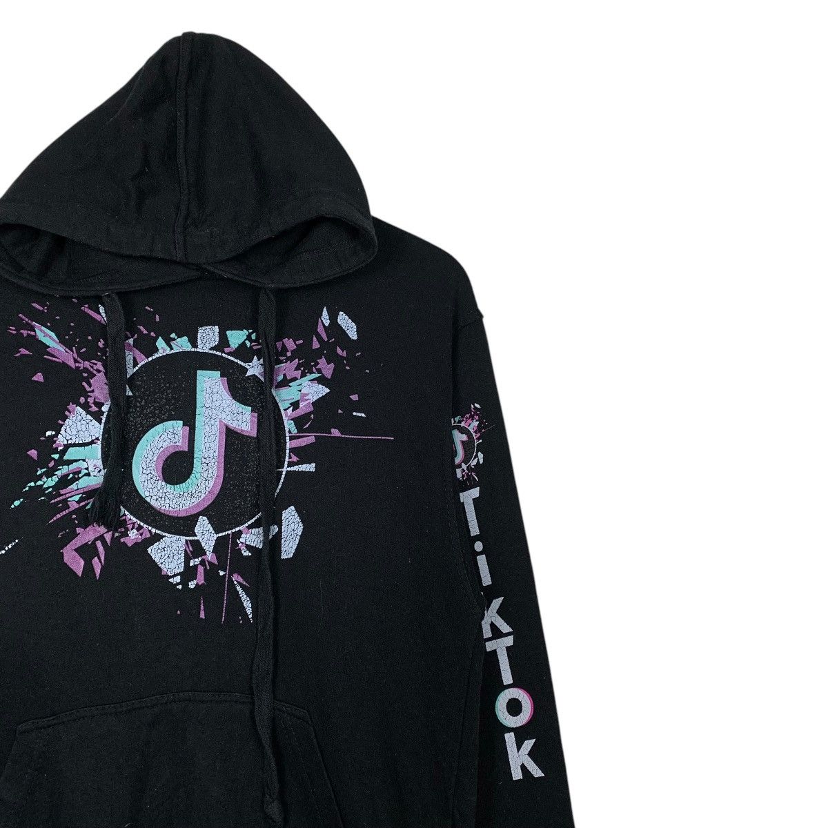 Japanese Brand Tik Tok Big Logo Pullover Hoodie Size US S / EU 44-46 / 1 - 5 Thumbnail