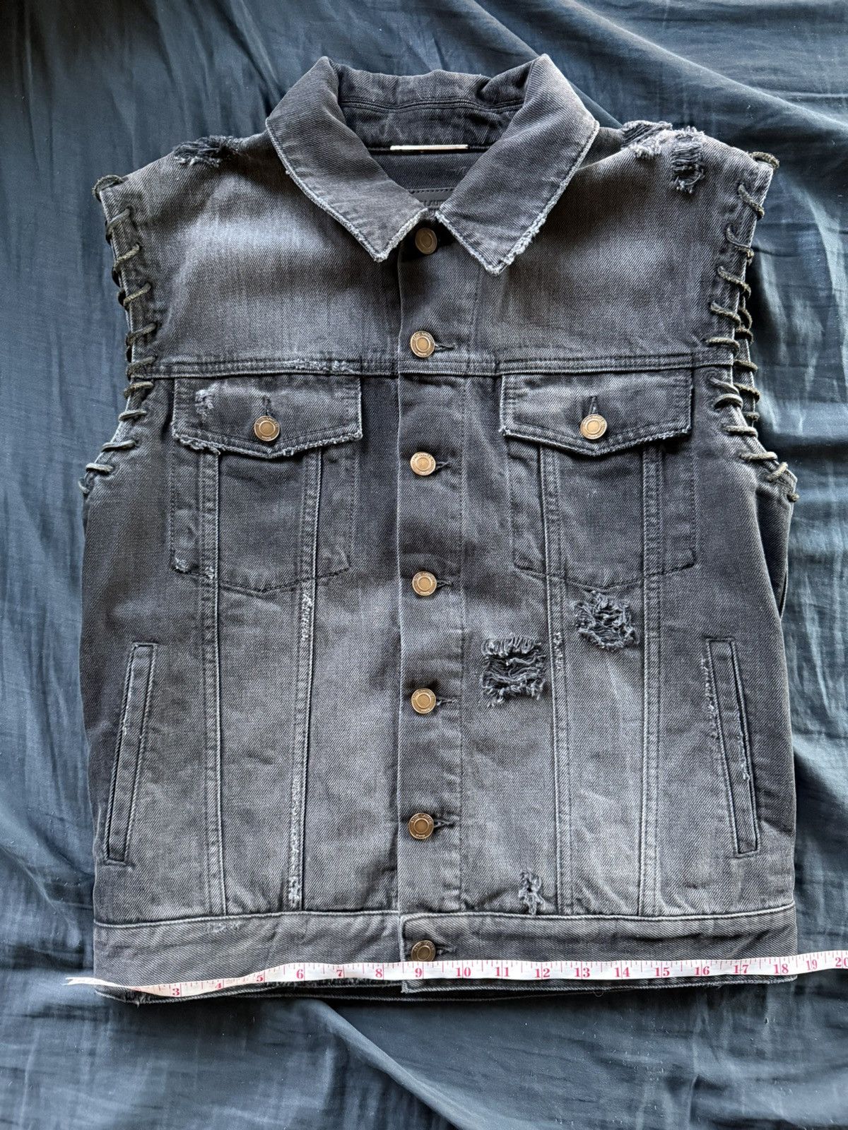 Saint Laurent Paris Saint Laurent Distressed Denim Waistcoat Size US M / EU 48-50 / 2 - 11 Thumbnail