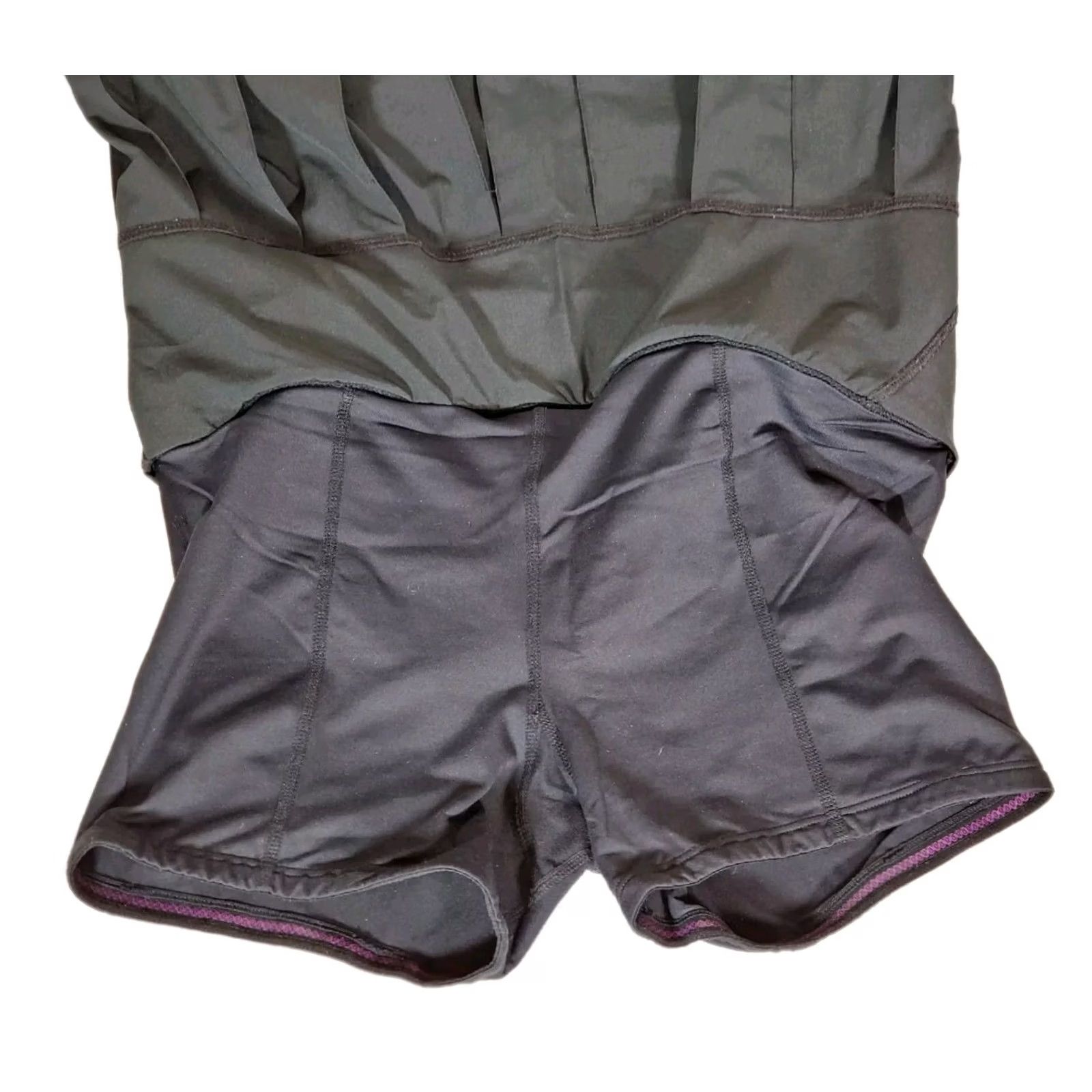 Lululemon Lululemon Skirt Womens 4 Black Run Pace Setter with Shorts Pleated Women Size Size 27" / US 4 / IT 40 - 3 Thumbnail