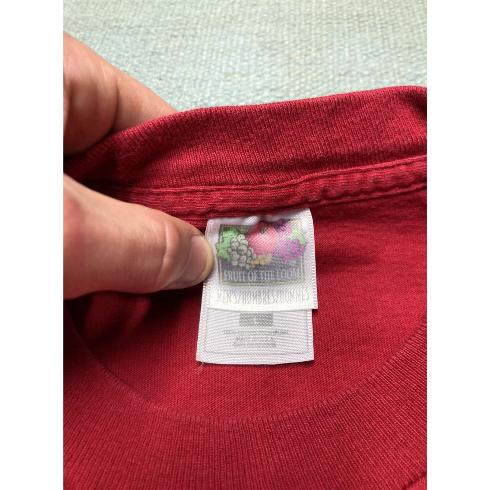 Fruit Of The Loom VINTAGE 90s Fruit of the Loom Blank T-Shirt Large Red Mens Shirt Size US L / EU 52-54 / 3 - 4 Thumbnail