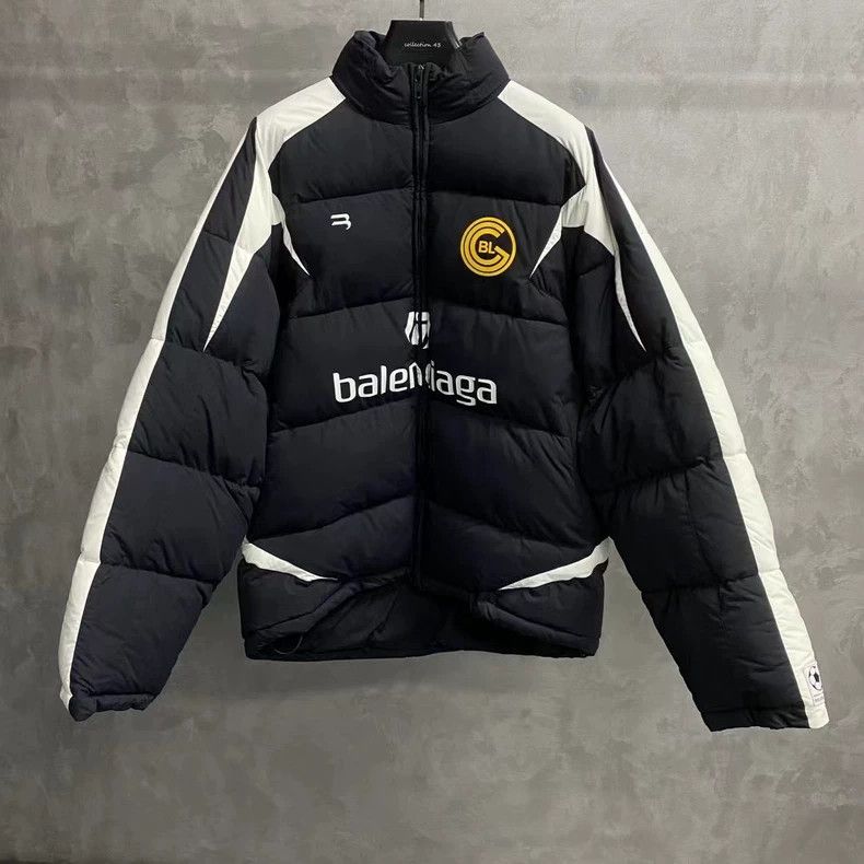 Balenciaga Balenciaga Black and White Puffer Jacket Size US L / EU 52-54 / 3 - 1 Thumbnail