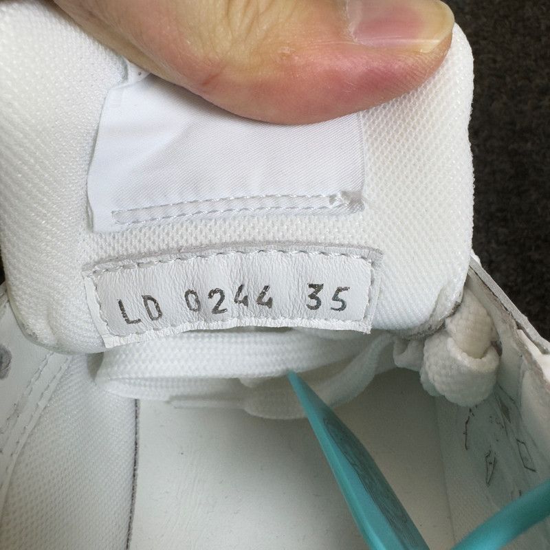 Louis Vuitton Louis Vuitton Stadium Low Top Women's Sneakers -2505 Size US 6 / IT 36 - 5 Thumbnail
