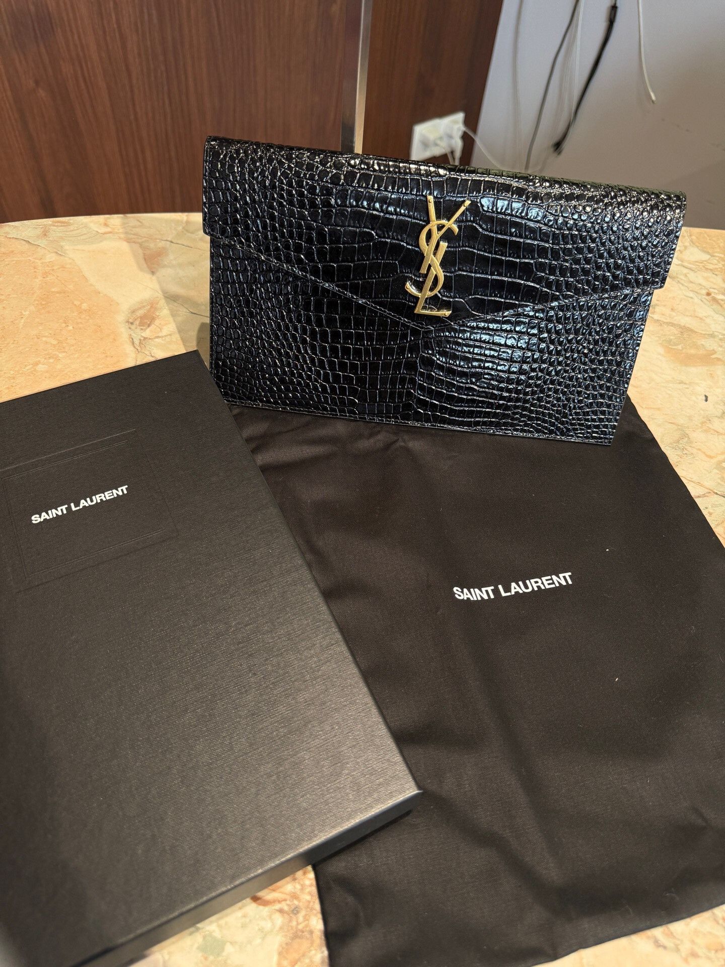 Saint Laurent Paris Saint Laurent Uptown Black Gold Croc Clutch Size ONE SIZE - 1 Thumbnail