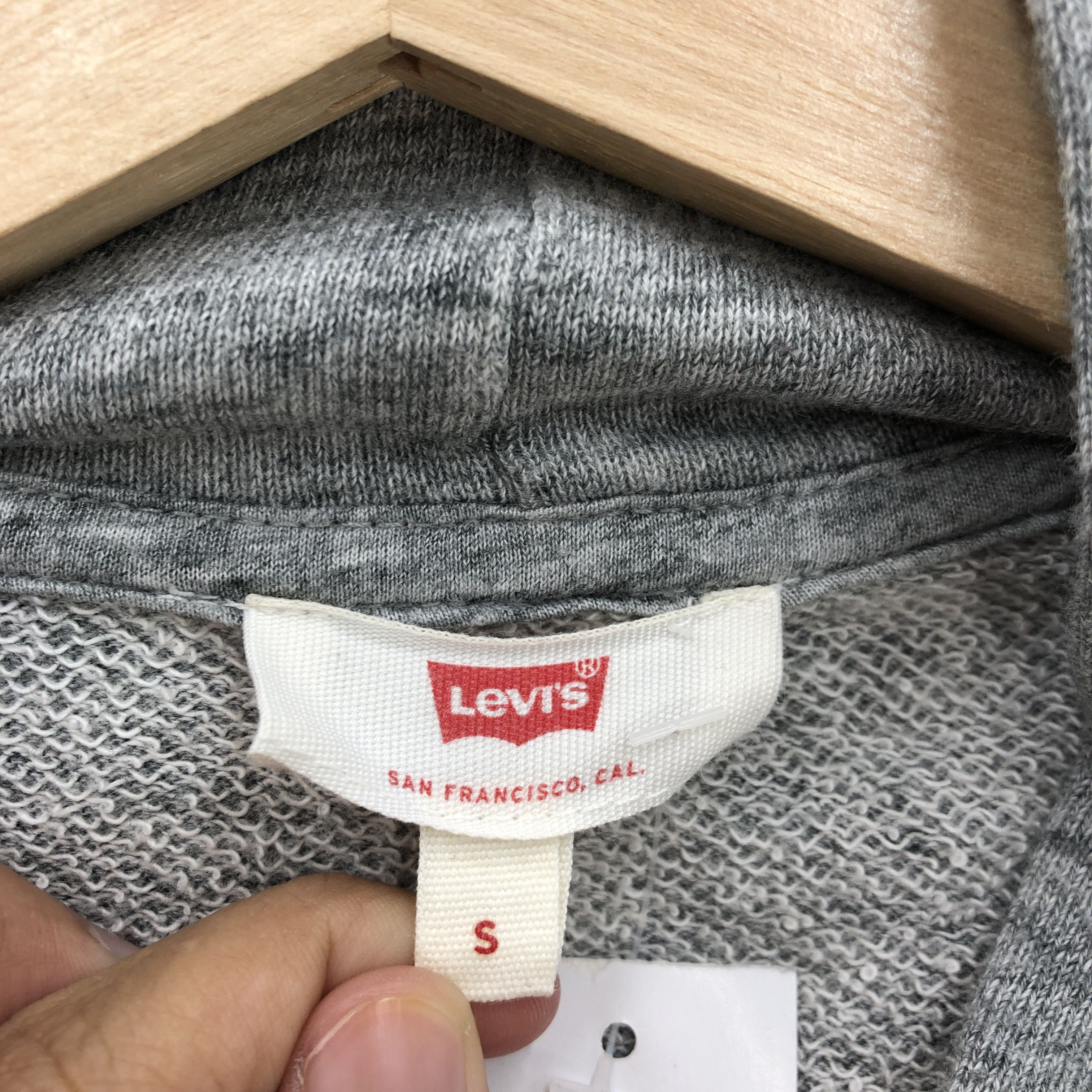 Levi's × Vintage Levis Hoodie Sweater Crop Top Levi's Sweatshirt Jumper Size US L / EU 52-54 / 3 - 4 Thumbnail