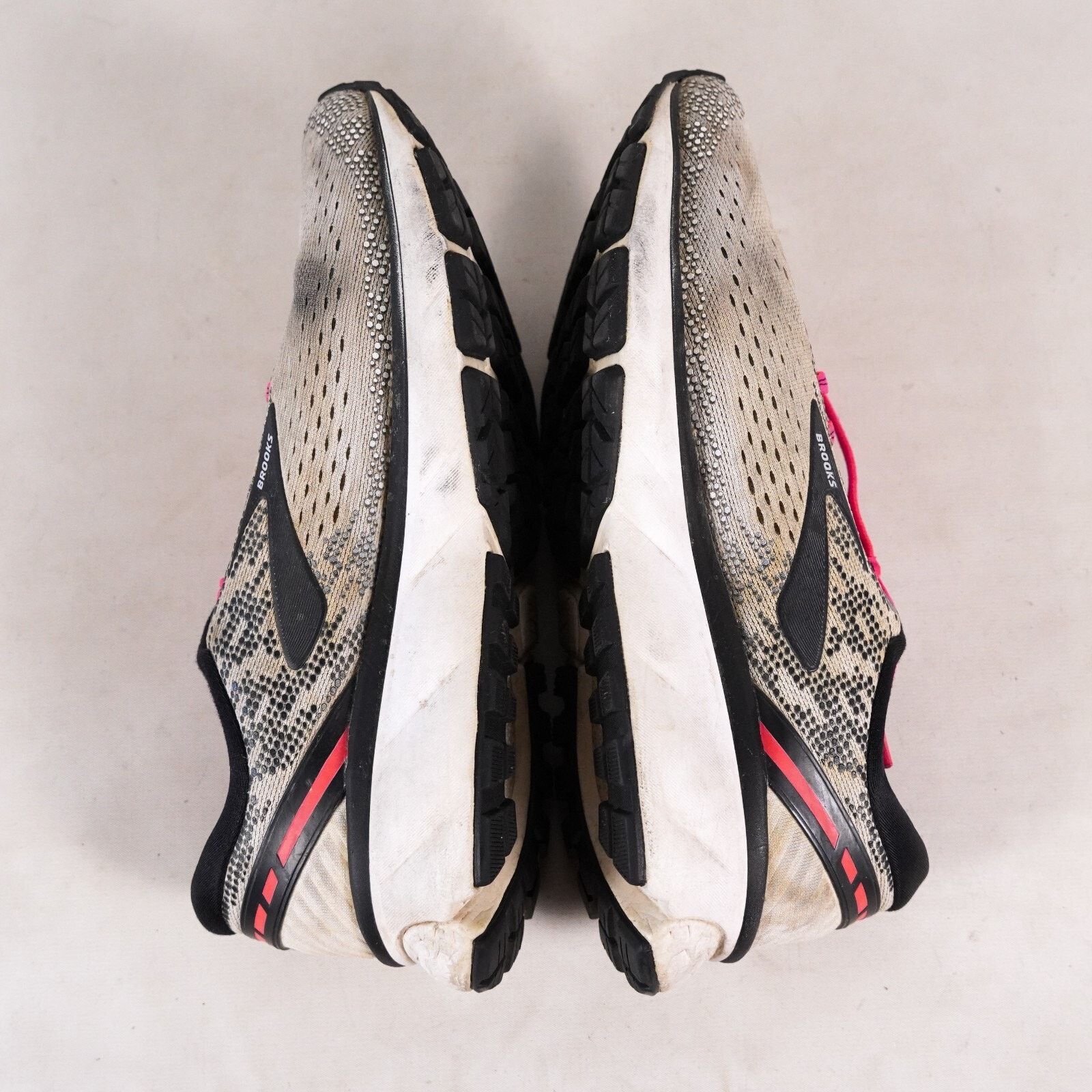 Brooks Brooks Ghost 11 Athletic Running Shoe Casual Sneaker Women 7 Size US 7 / IT 37 - 6 Thumbnail
