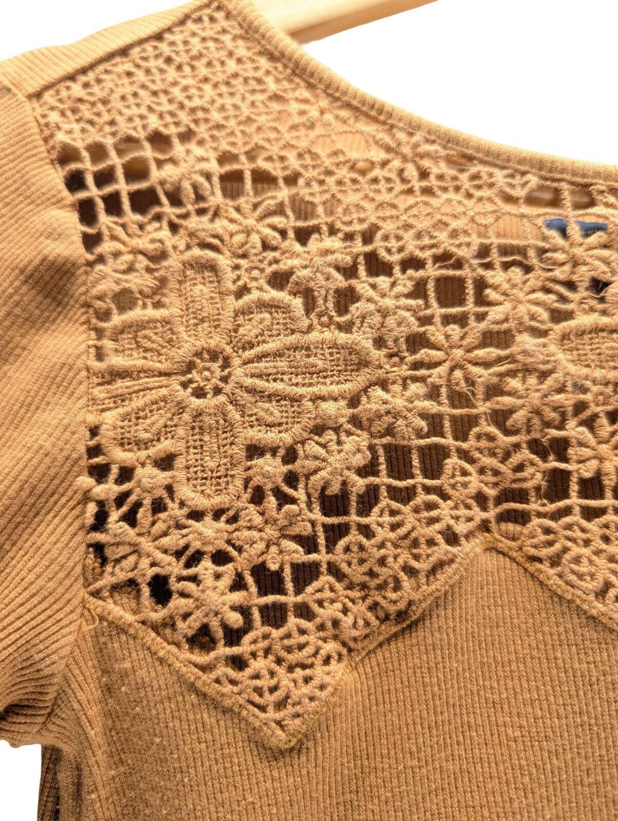 Other American Eagle Top Women Small Crochet Lace Yoke Ribbed Tan Size S / US 4 / IT 40 - 4 Thumbnail