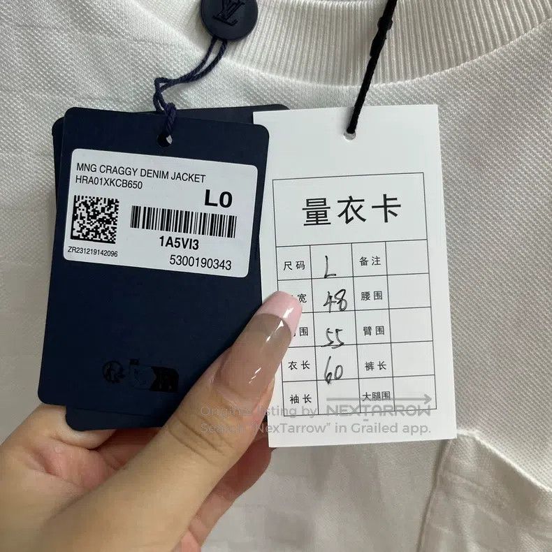 Louis Vuitton Louis Vuitton White solid classic checkerboard embossed cr Size US L / EU 52-54 / 3 - 3 Thumbnail