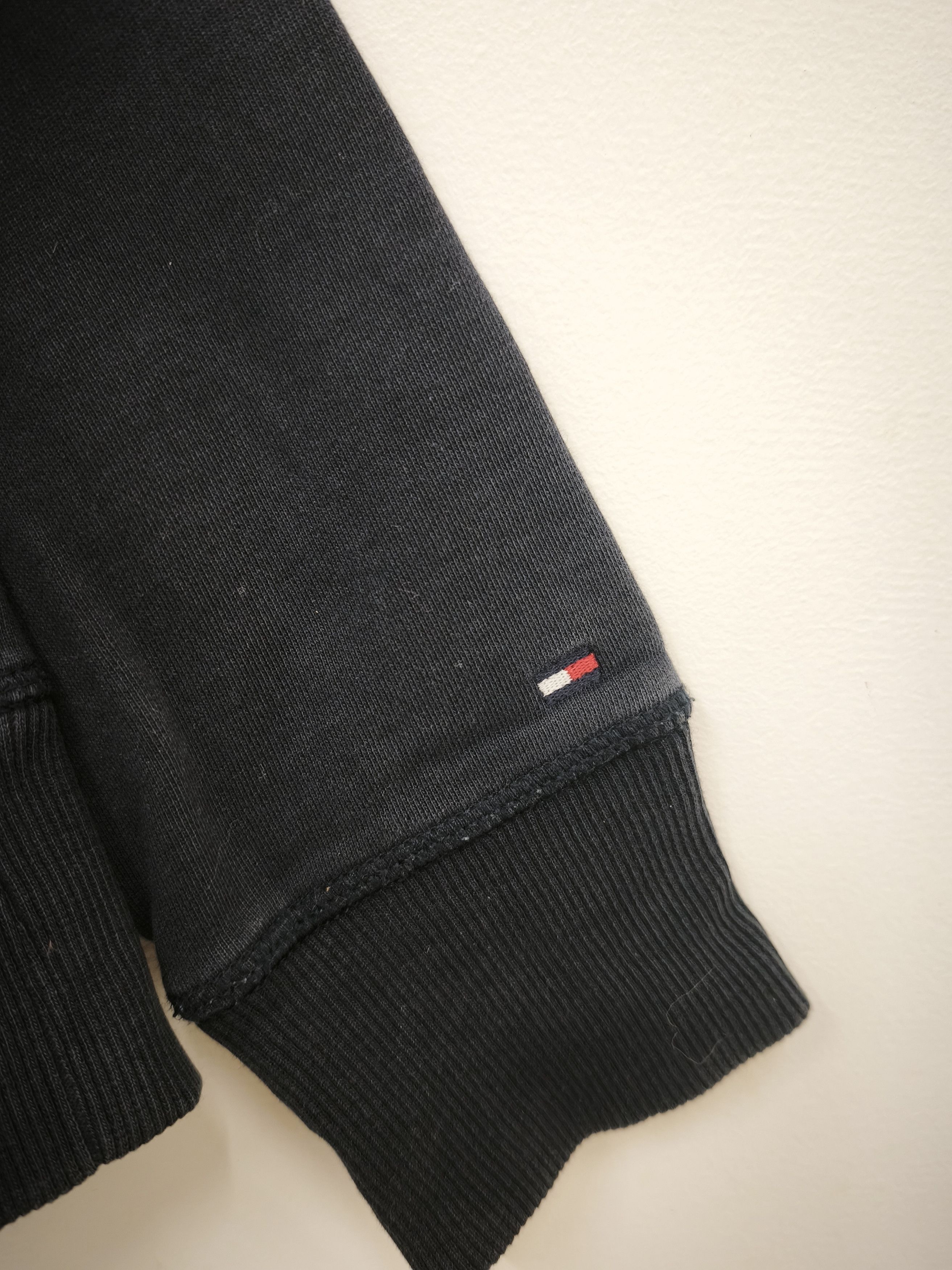 Tommy Hilfiger Tommy Hilfiger Logo Crewneck Size US M / EU 48-50 / 2 - 4 Thumbnail